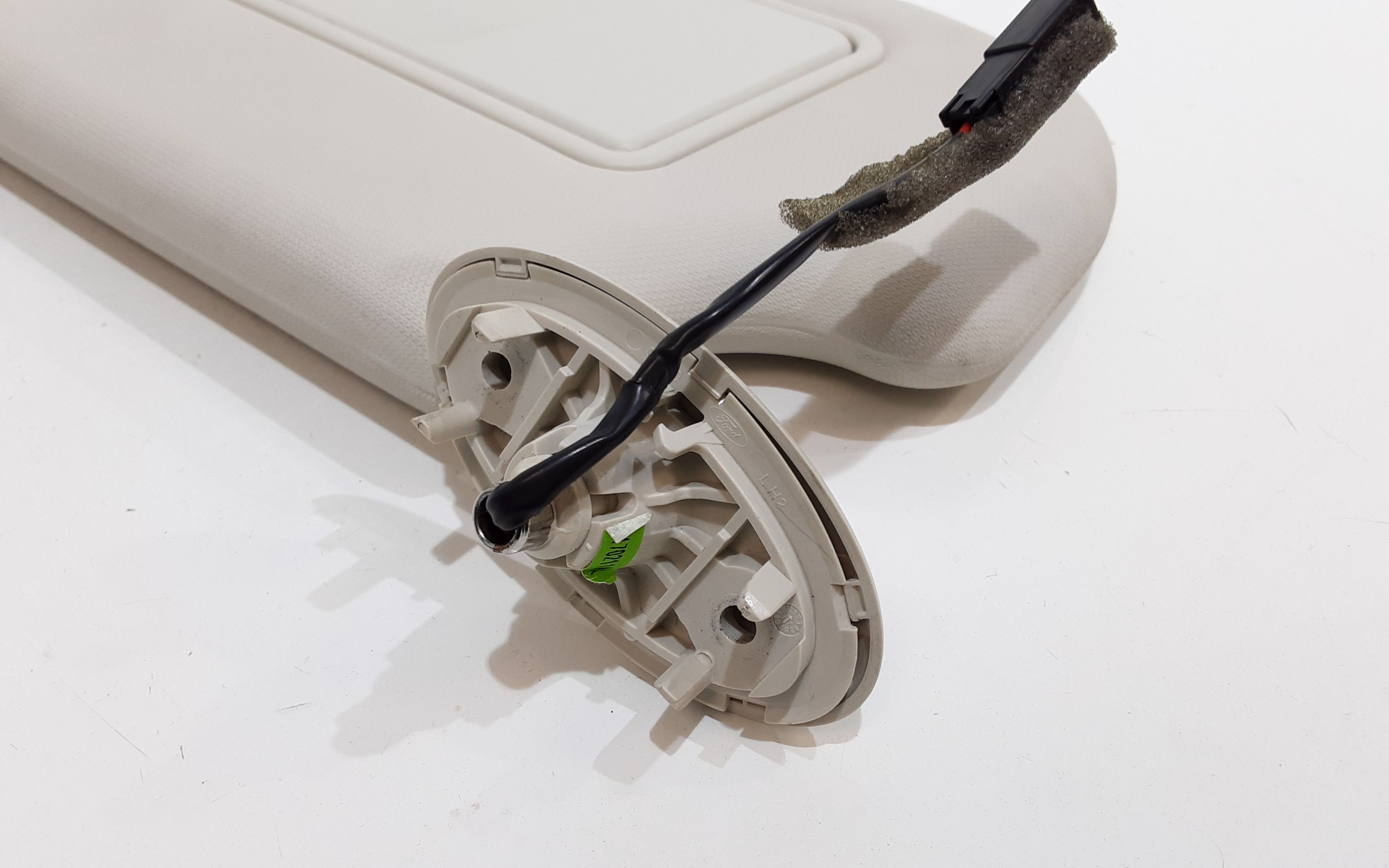 Parasole aletta anteriore Lato Guida FORD Kuga Serie (16>)