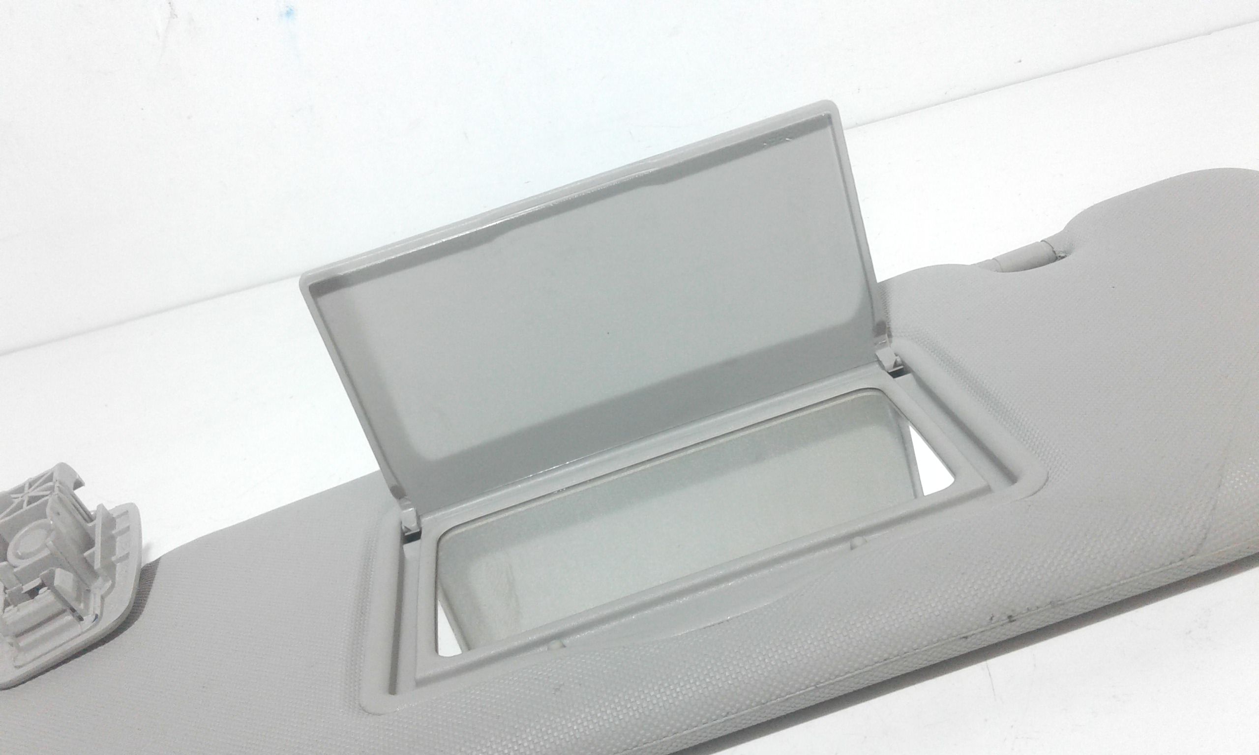 Parasole aletta anteriore Lato Guida RENAULT Clio Serie IV (12>19)