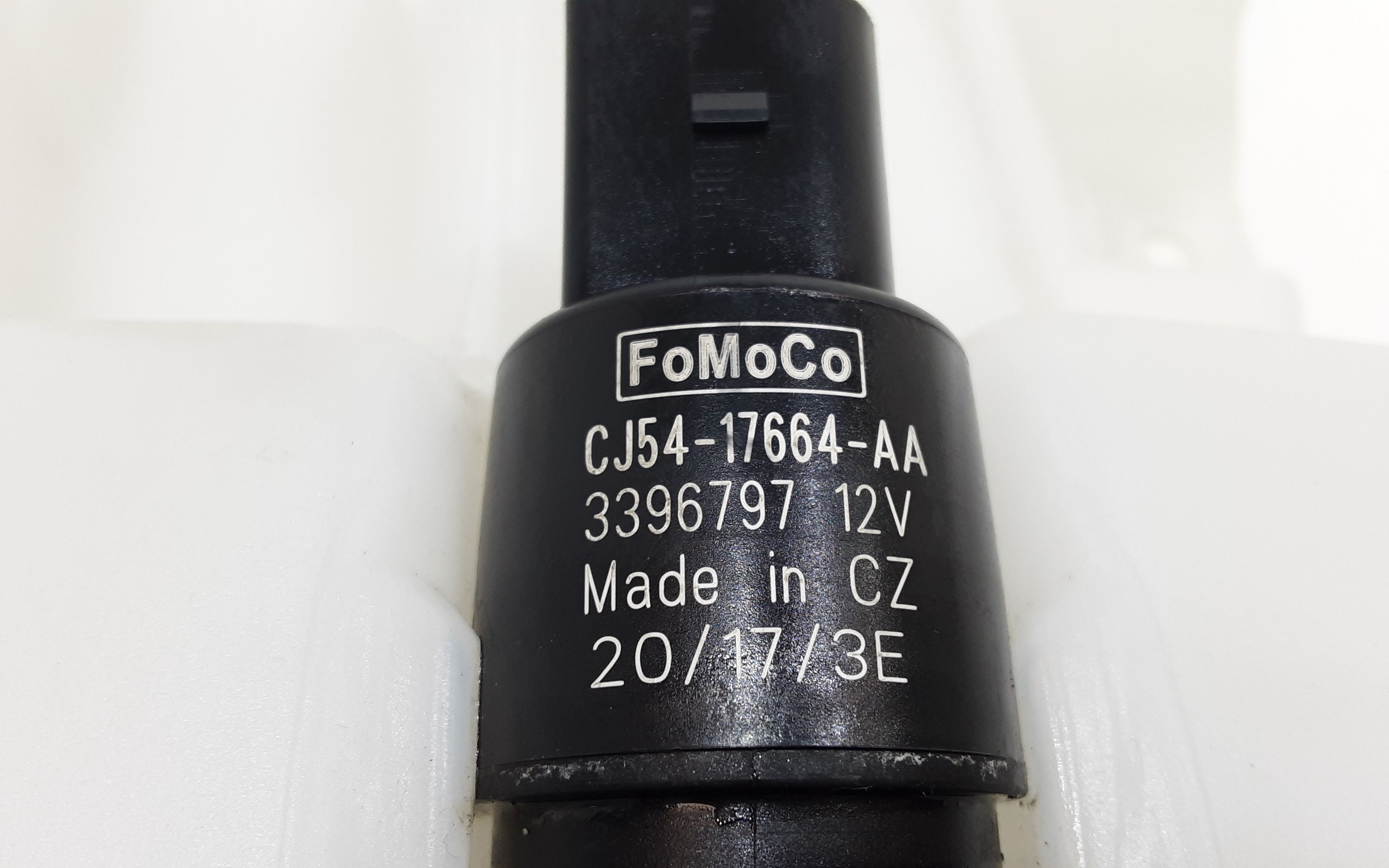 Vaschetta Tergi ant FORD Kuga Serie (16>)