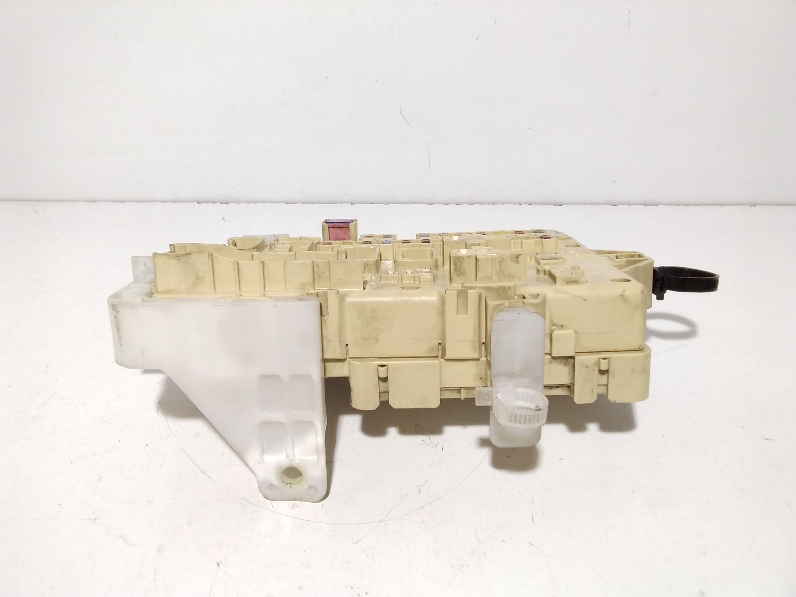 Centralina Porta Fusibili TOYOTA Corolla Verso 2 Serie