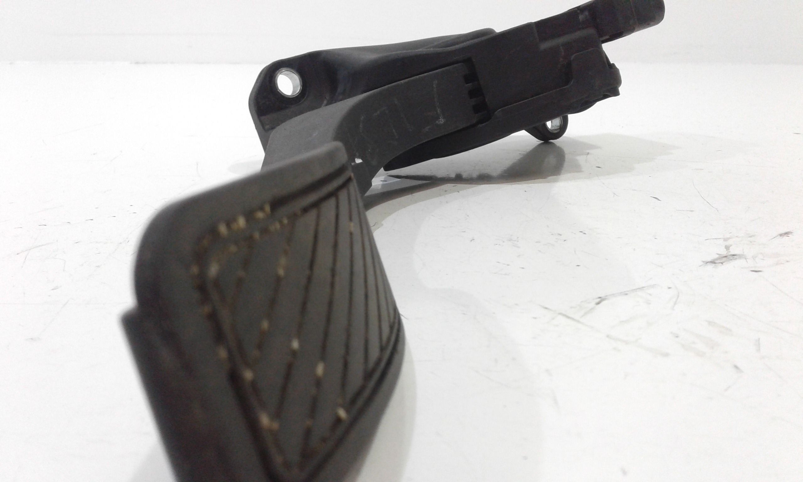 Pedale acceleratore FORD Fiesta 6 Serie