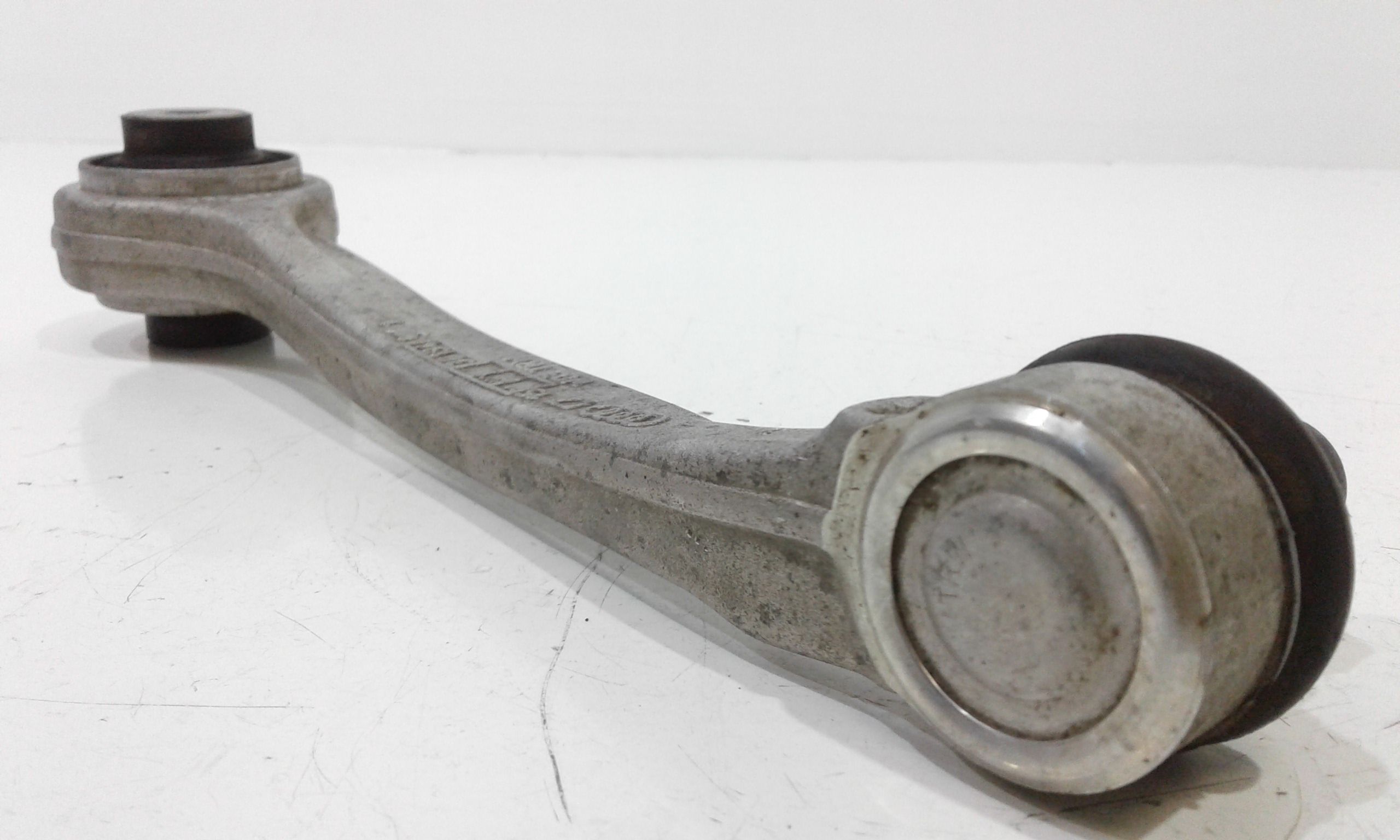 Braccio Oscillante anteriore destro AUDI A4 Avant (8W5)