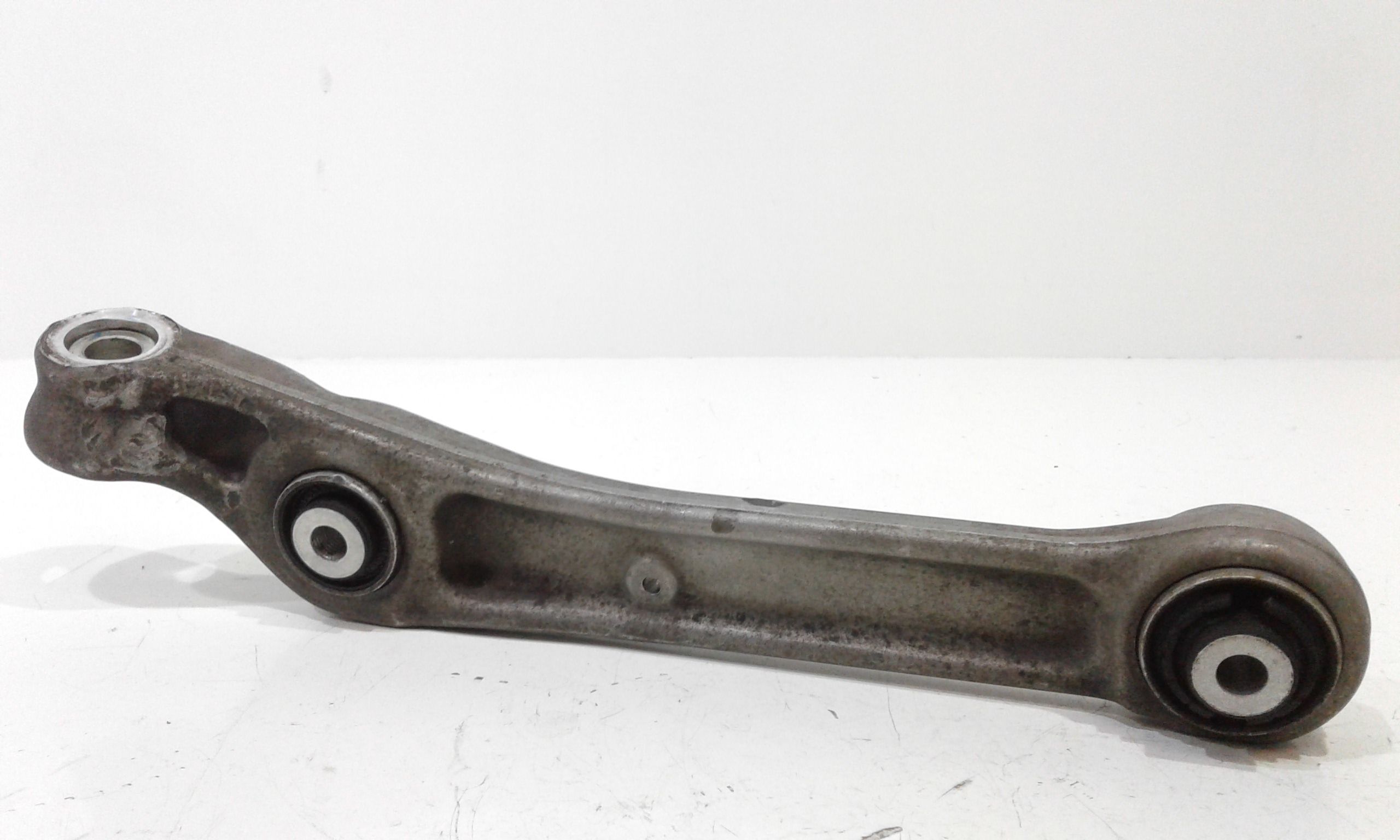 Braccio Oscillante anteriore destro AUDI A4 Avant (8W5)