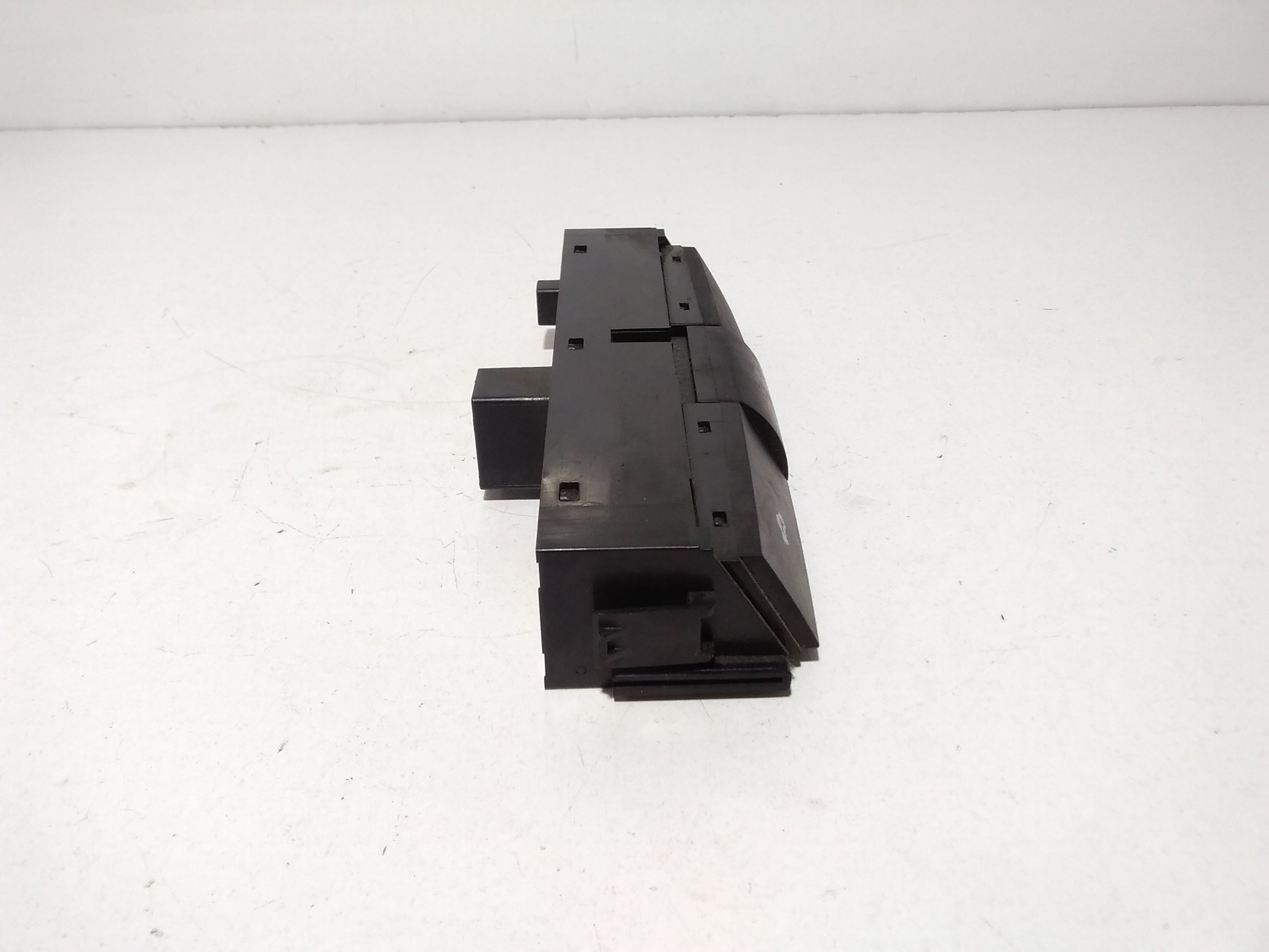 Pulsante luci di emergenza TOYOTA Corolla Verso 2 Serie