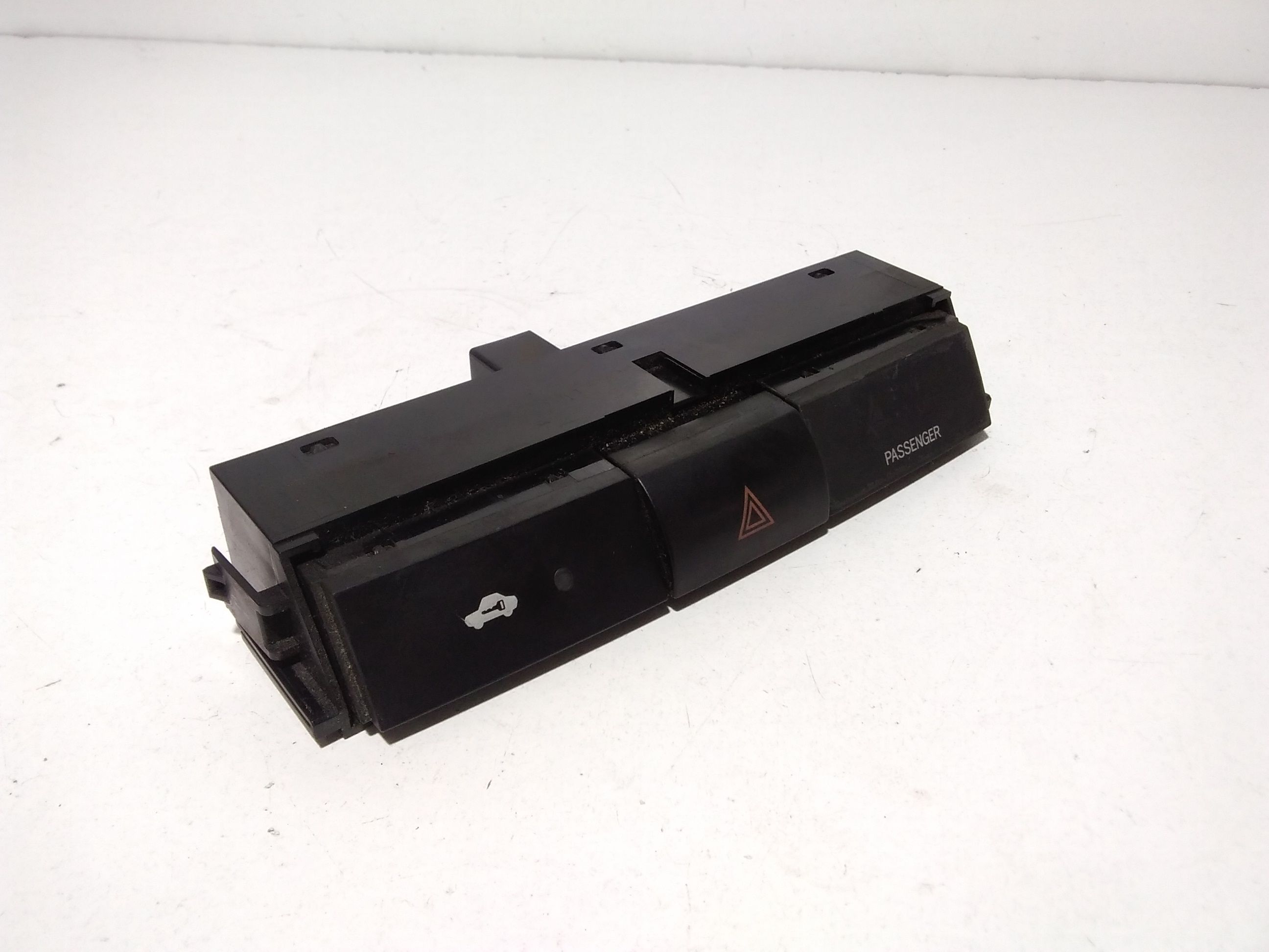 Pulsante luci di emergenza TOYOTA Corolla Verso 2 Serie