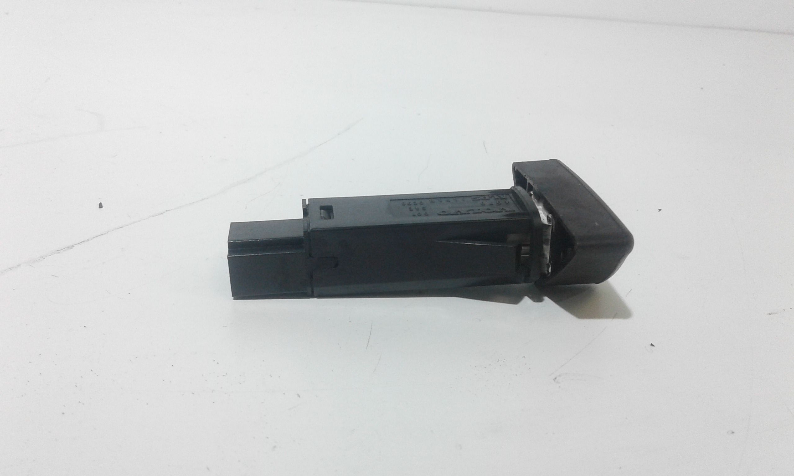 Pulsante luci di emergenza VOLVO V70 2 Serie