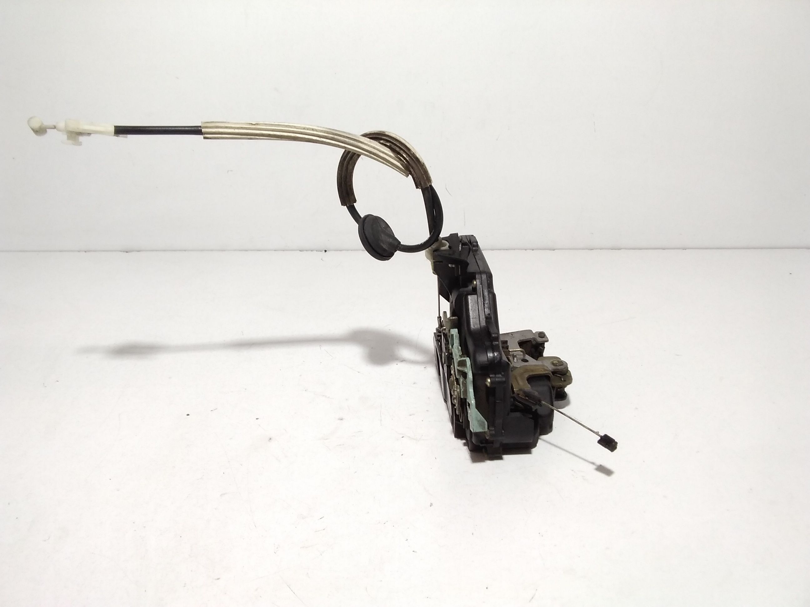 Serratura Anteriore Destra VOLKSWAGEN Golf 5 Berlina (03>08)