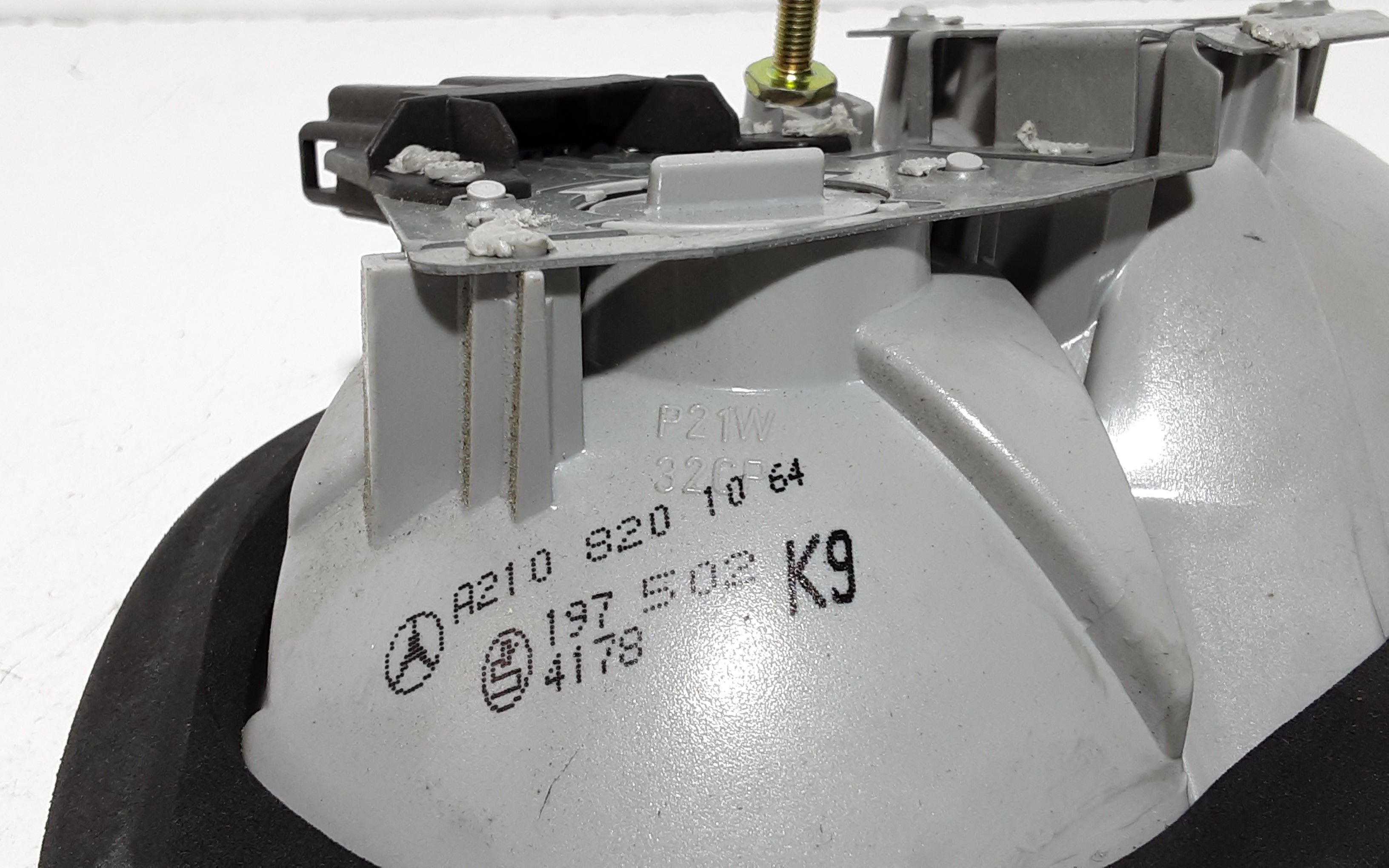 Stop Posteriore Destro Integrato nel Portello MERCEDES Classe E Berlina W210