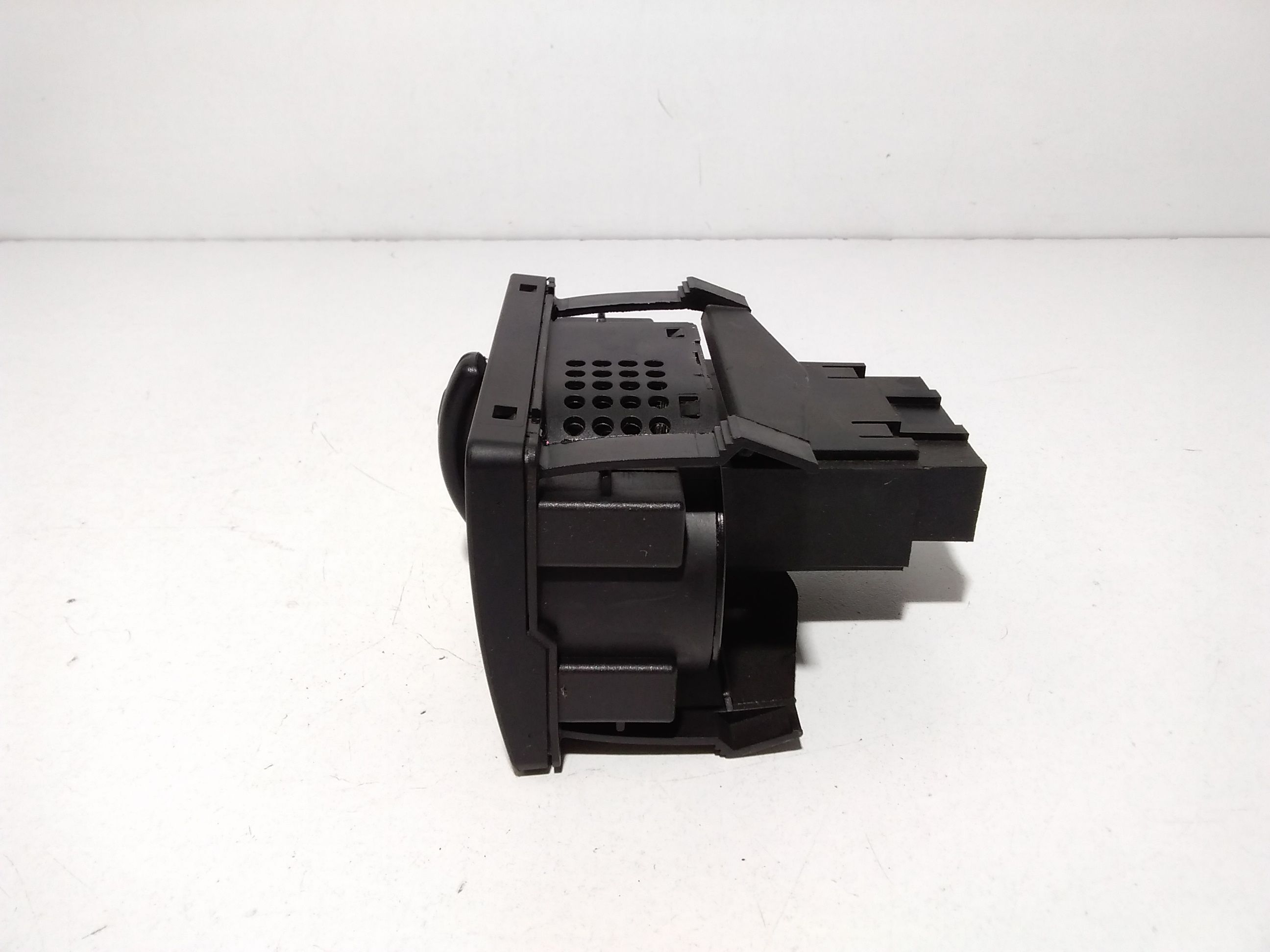 Interruttore comando luci FORD Focus Berlina 3 Serie