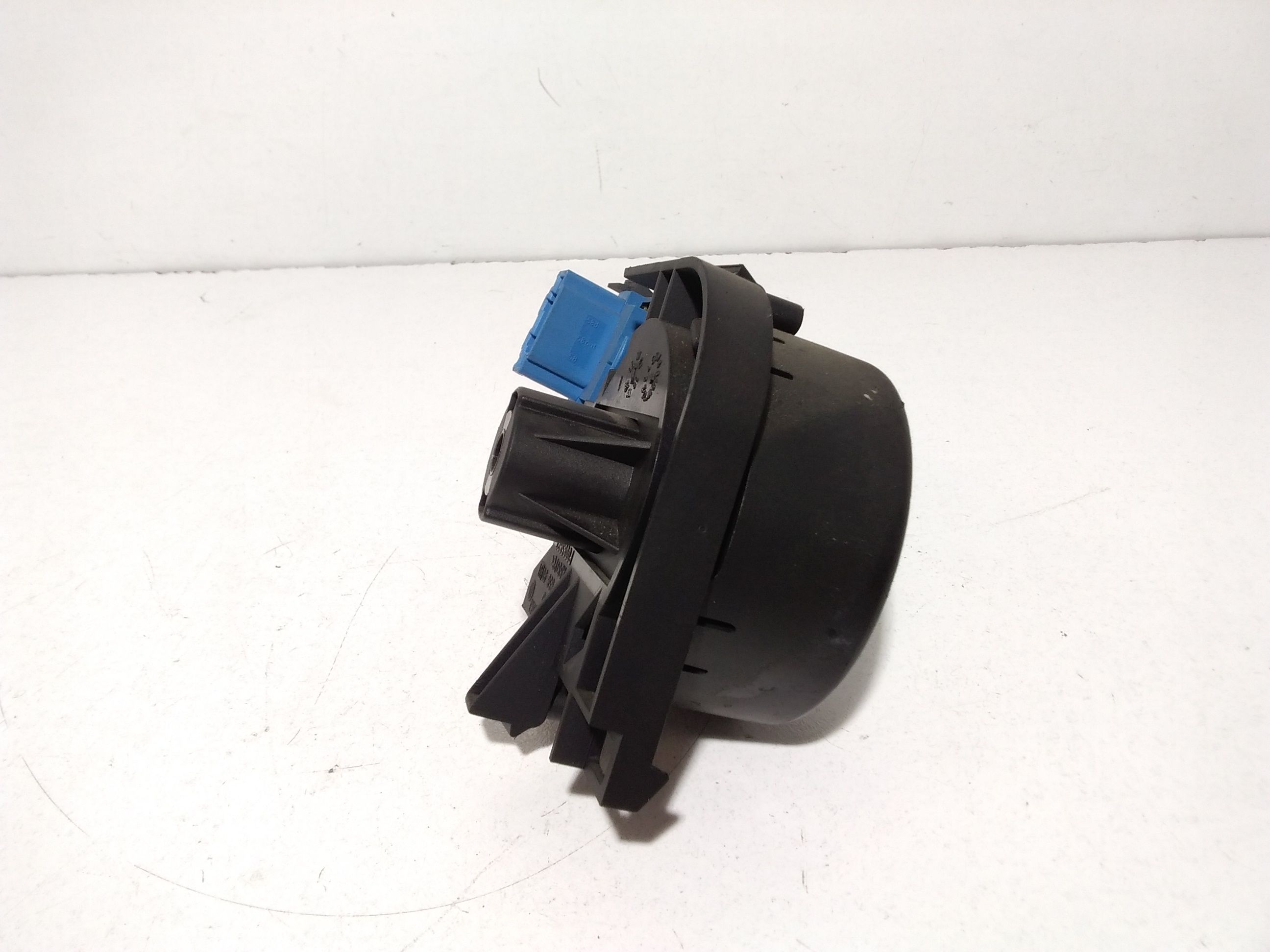 Interruttore comando luci VOLKSWAGEN Touareg 1 Serie