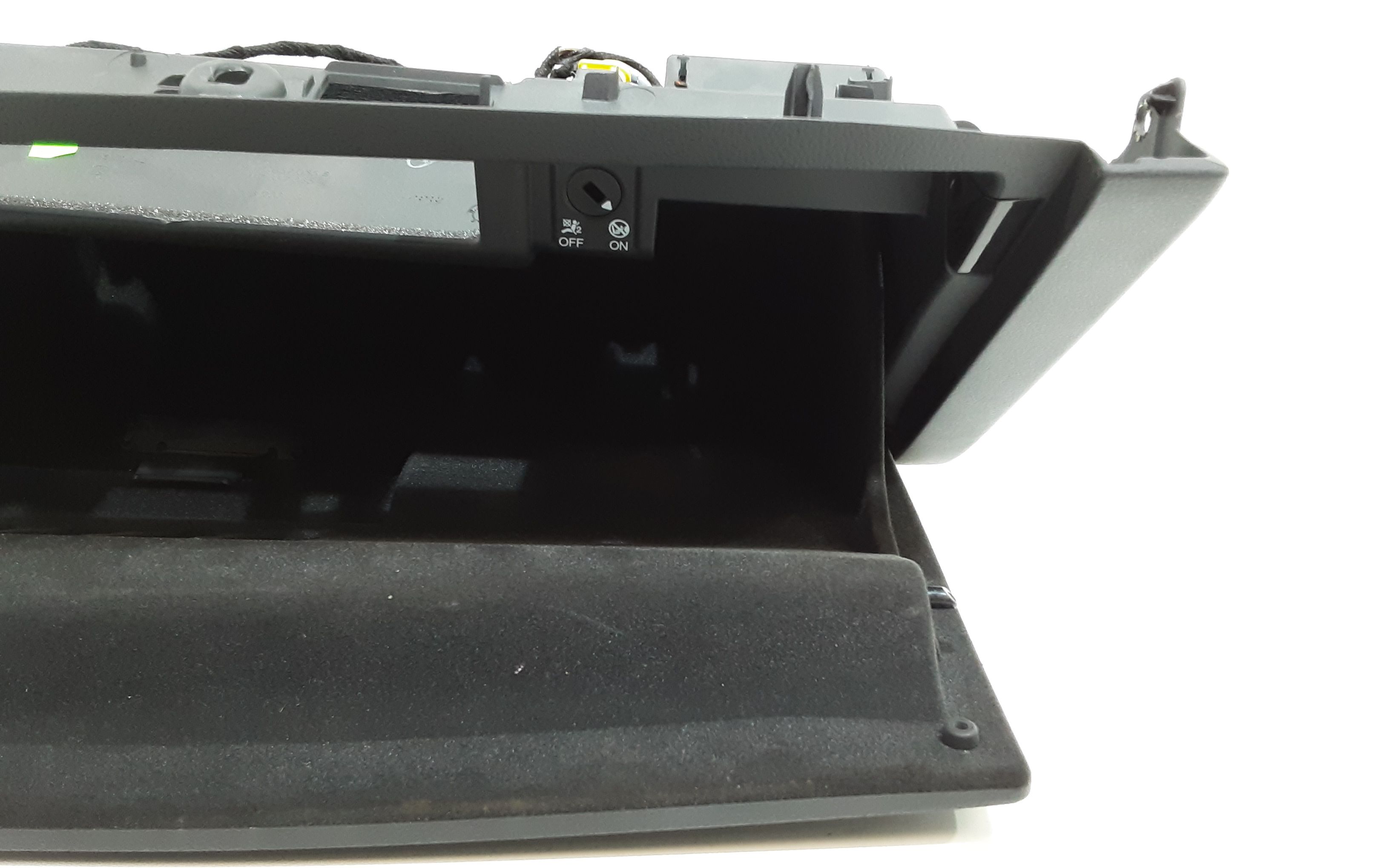 Cassetto porta oggetti AUDI A4 Avant (8W5)