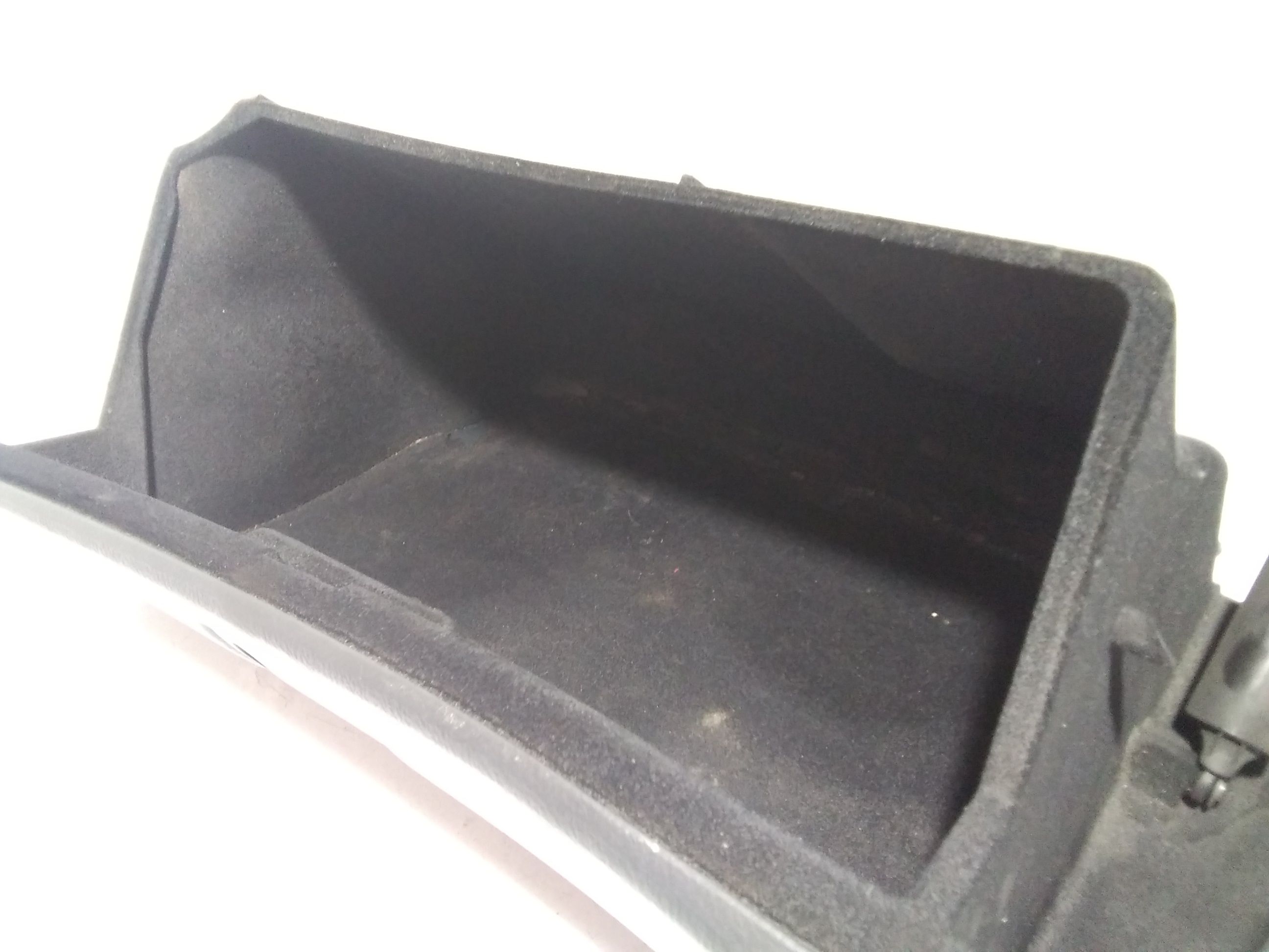 Cassetto porta oggetti TOYOTA Avensis S. Wagon 2 Serie