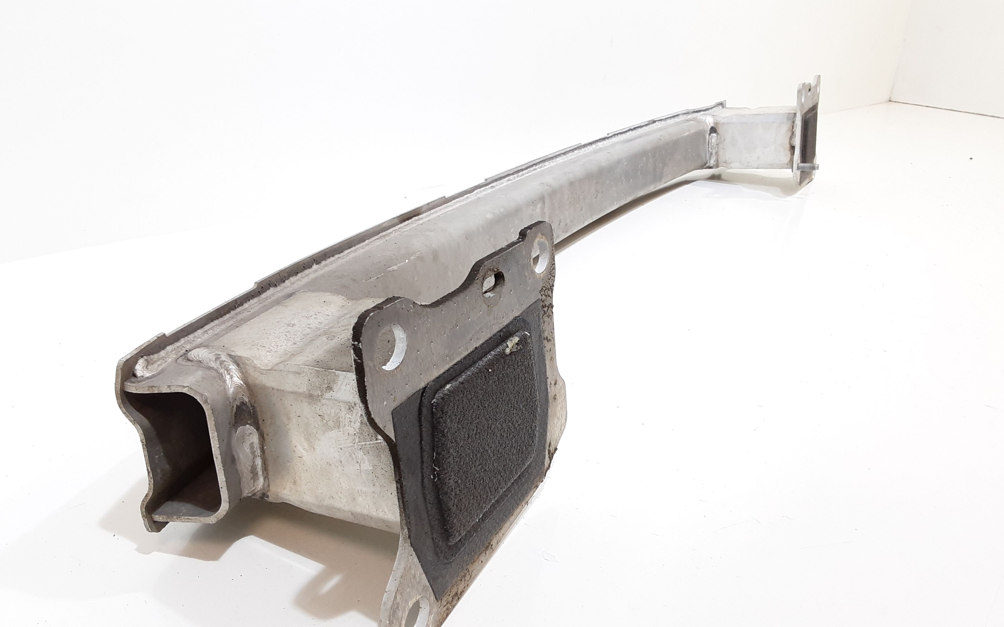 Rinforzo paraurti posteriore AUDI A4 Avant (8W5)