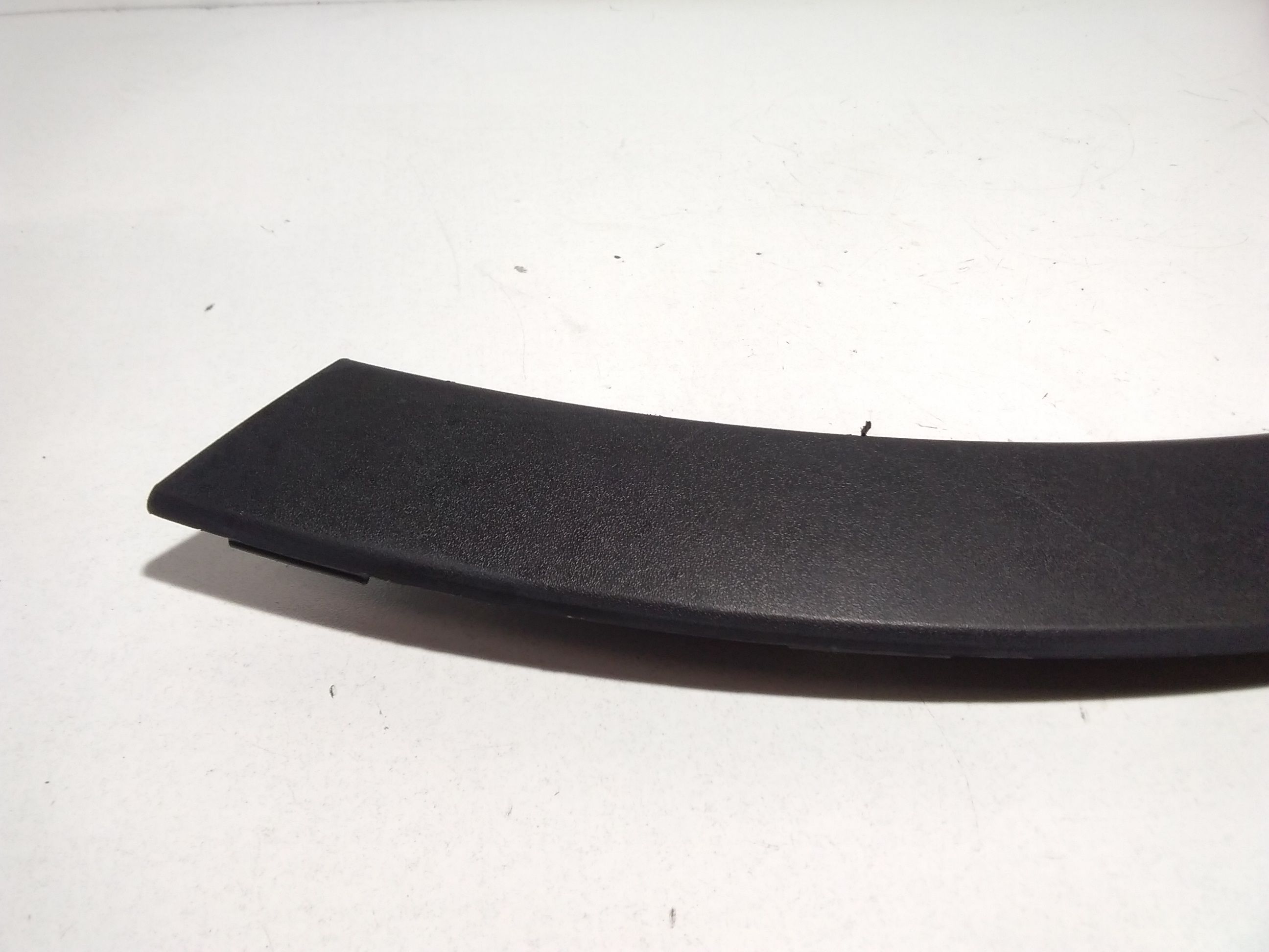 Modanatura parafango post SX guida FORD Kuga Serie (16>)