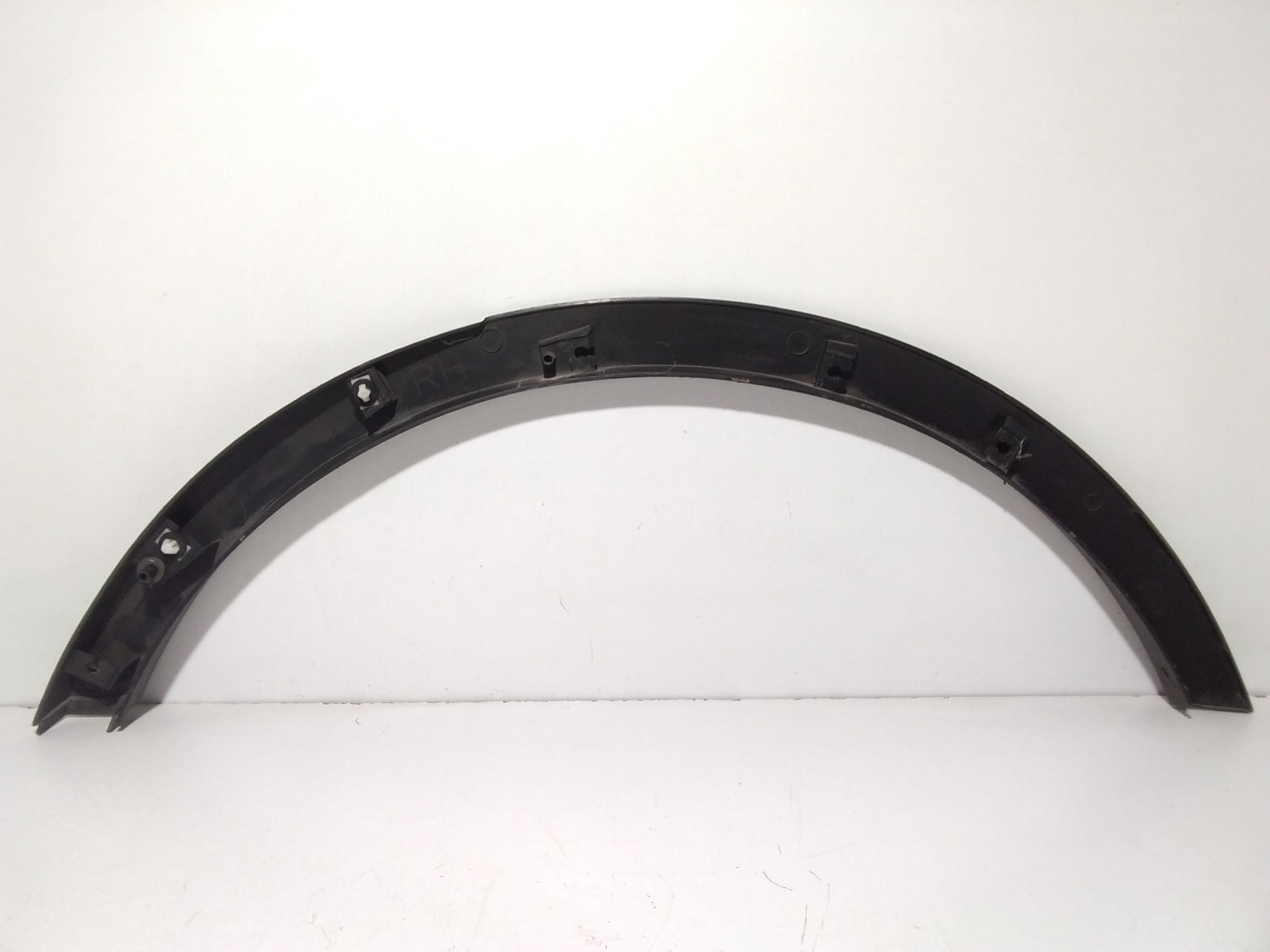 Modanatura parafango post DX passeggero FORD Kuga Serie (16>)