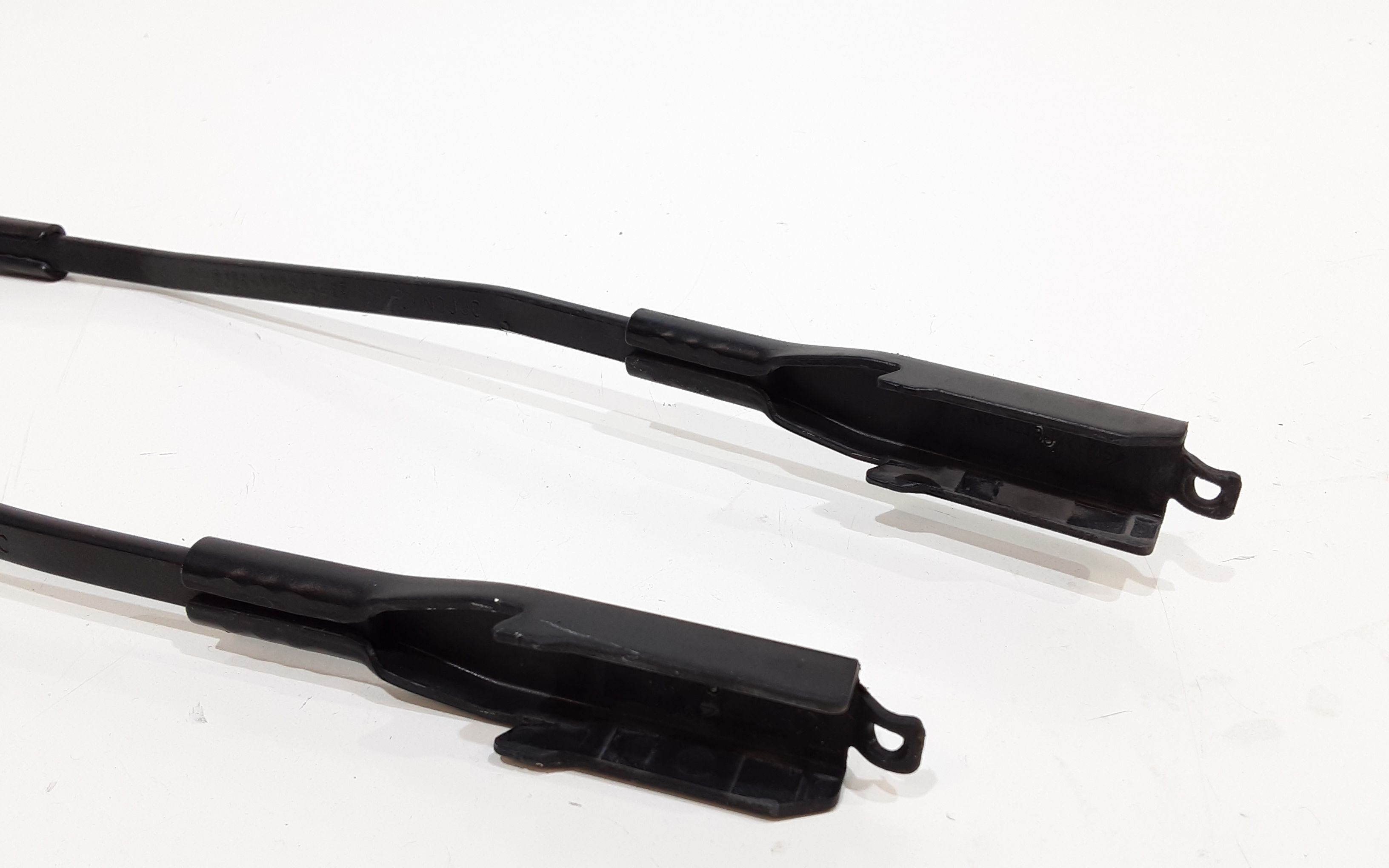 Bracci Tergi ant. FORD Kuga Serie (16>)