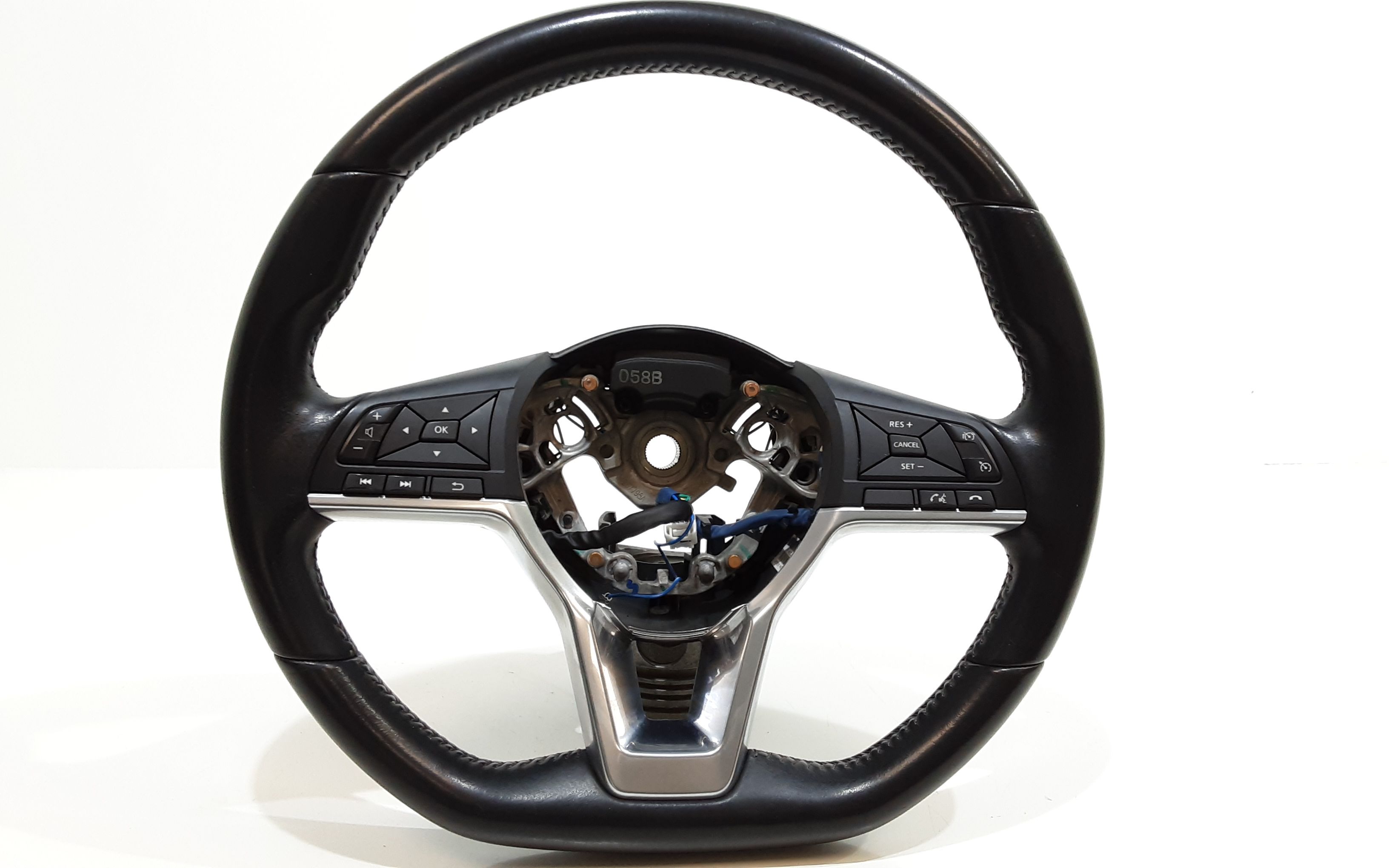 Volante NISSAN Qashqai Serie