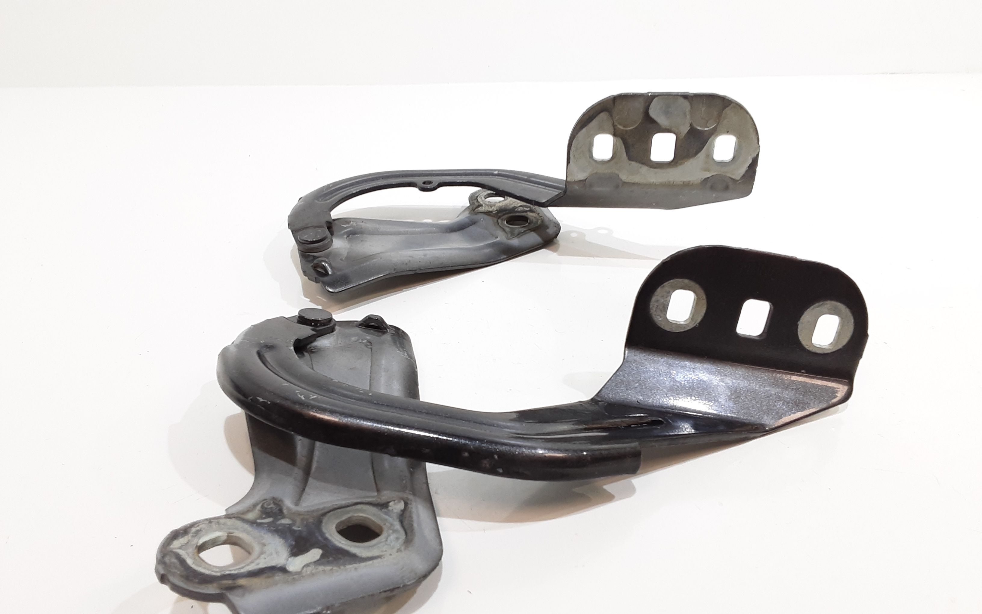 Cerniere cofano anteriore dx e sx FORD Kuga Serie (16>)