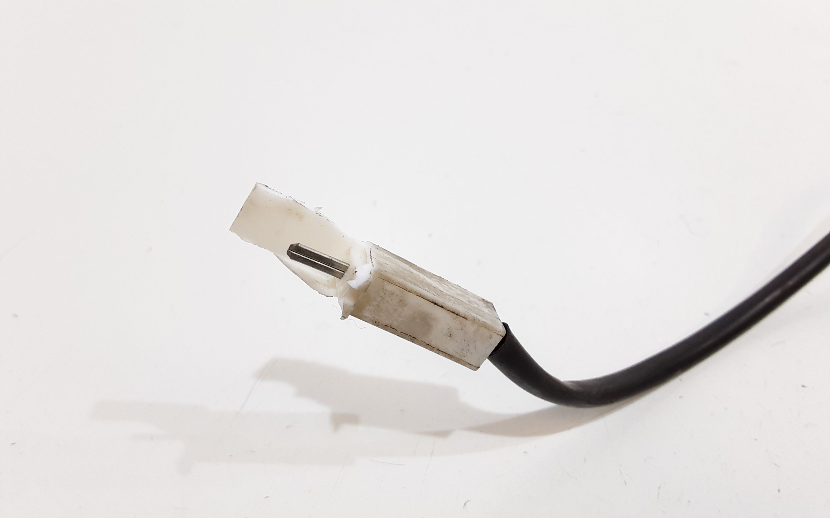 Serratura Cofano Posteriore KIA Carens 1 Serie