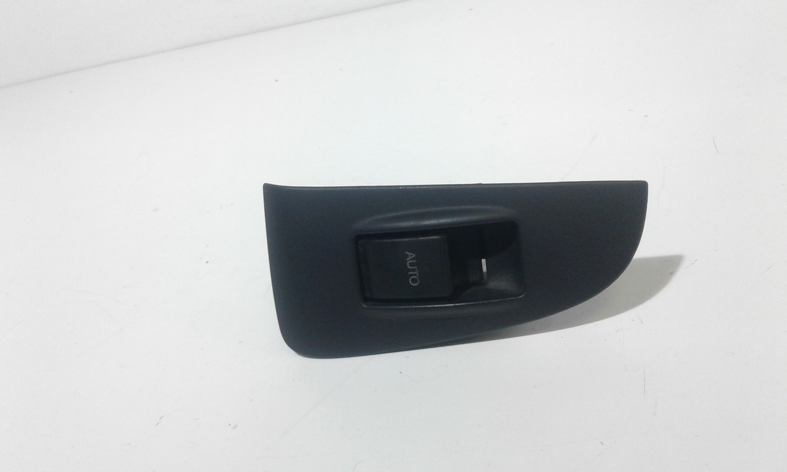 Pulsantiera Posteriore Sinistra TOYOTA Avensis Berlina 2 Serie