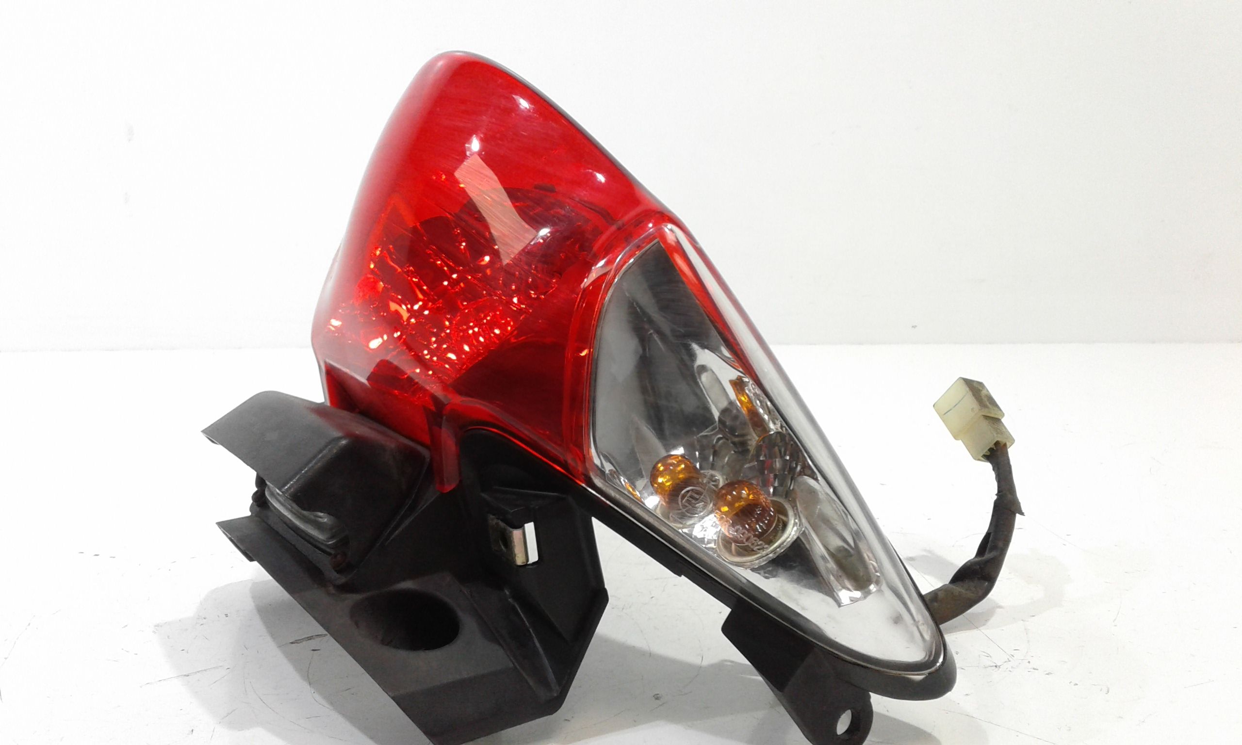 Stop posteriore SYM HD 200cc. (06>10)