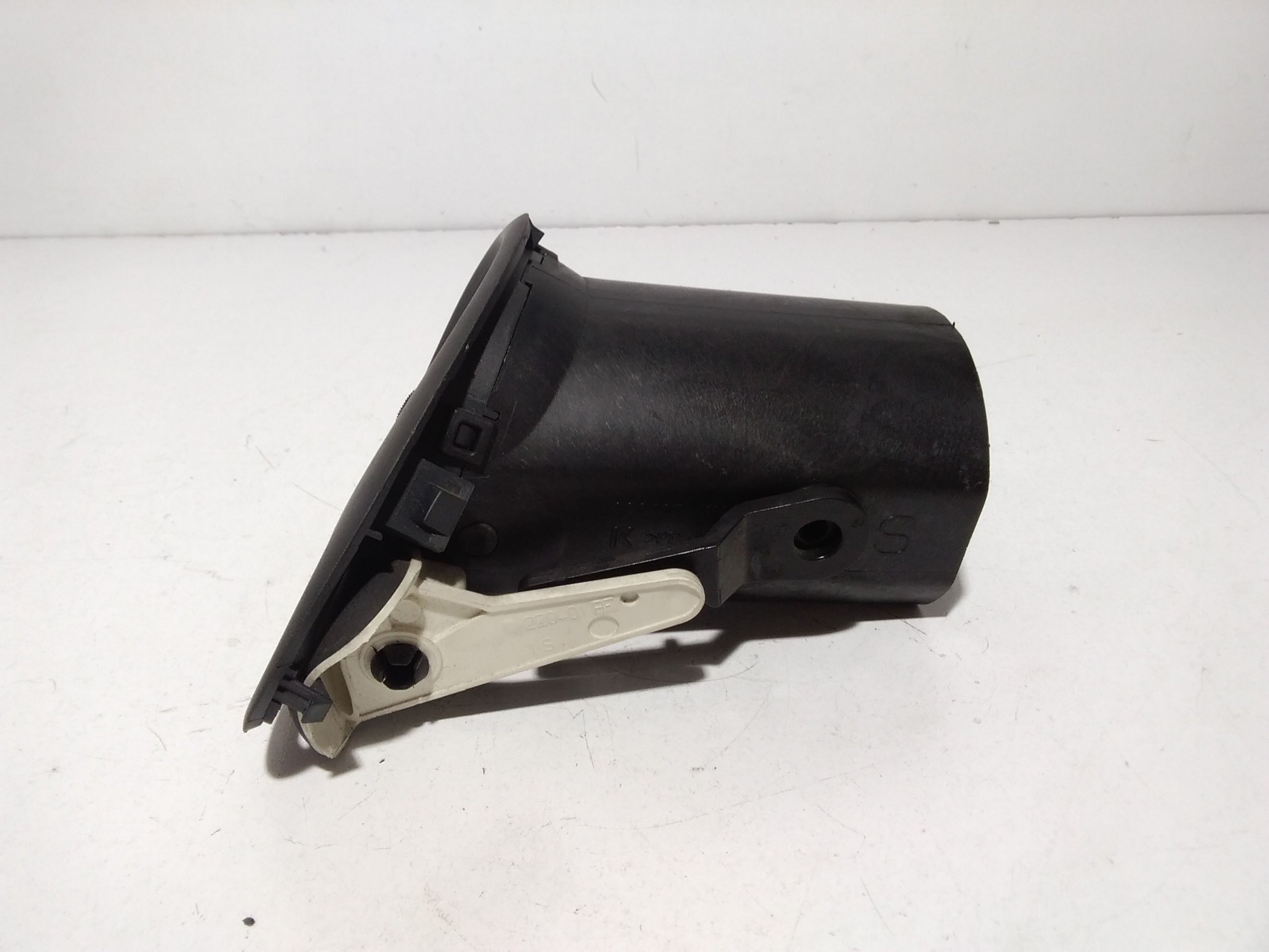 Bocchetta aria cruscotto lato guida RENAULT Clio Serie (04>08)