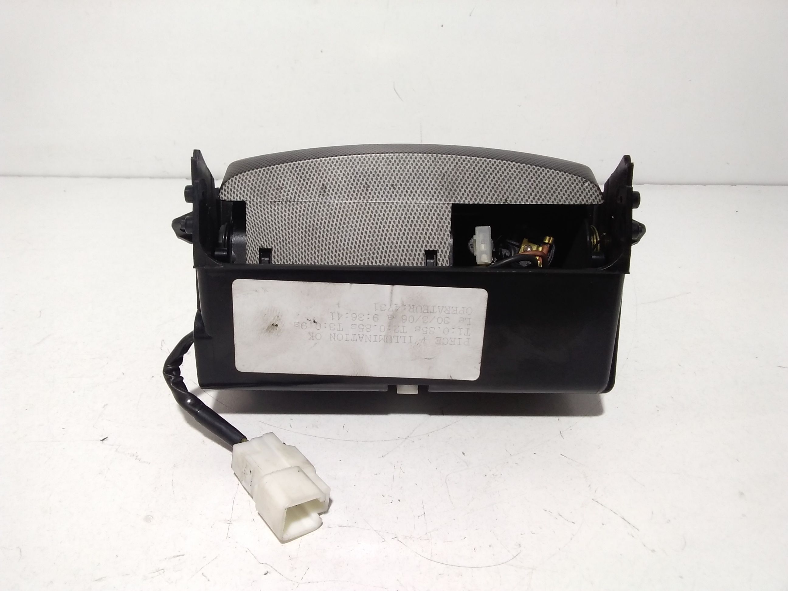 Posacenere TOYOTA Avensis S. Wagon 2 Serie