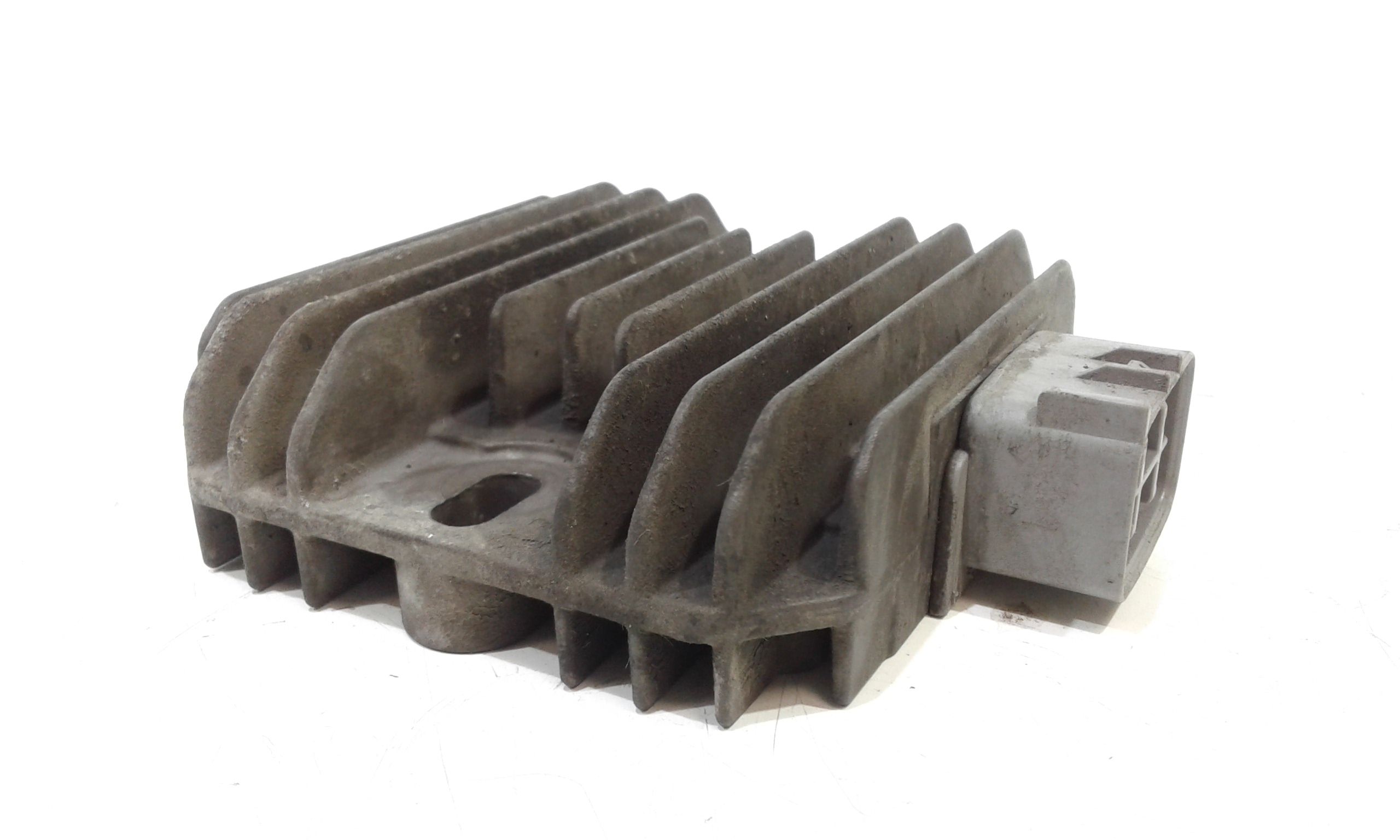 Regolatore di tensione SUZUKI SIXteen 150cc (07>14)