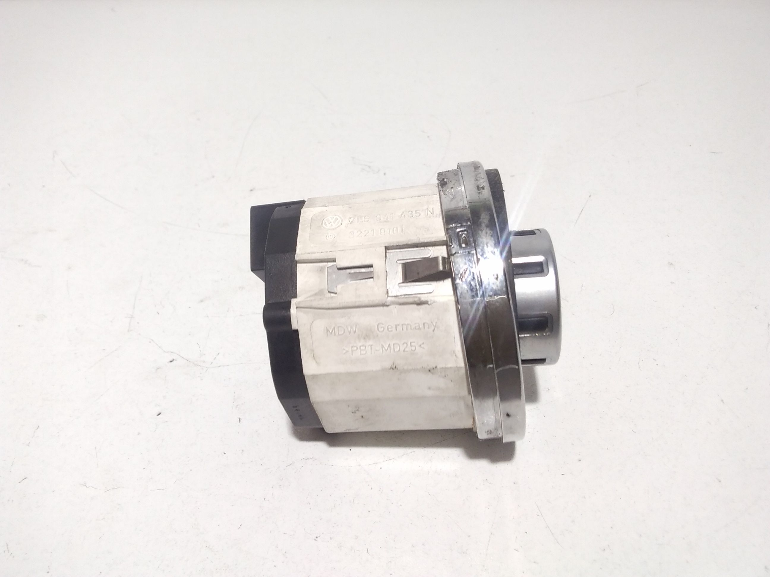 Interruttore pulsante bloccaggio differenziale VOLKSWAGEN Touareg 1 Serie