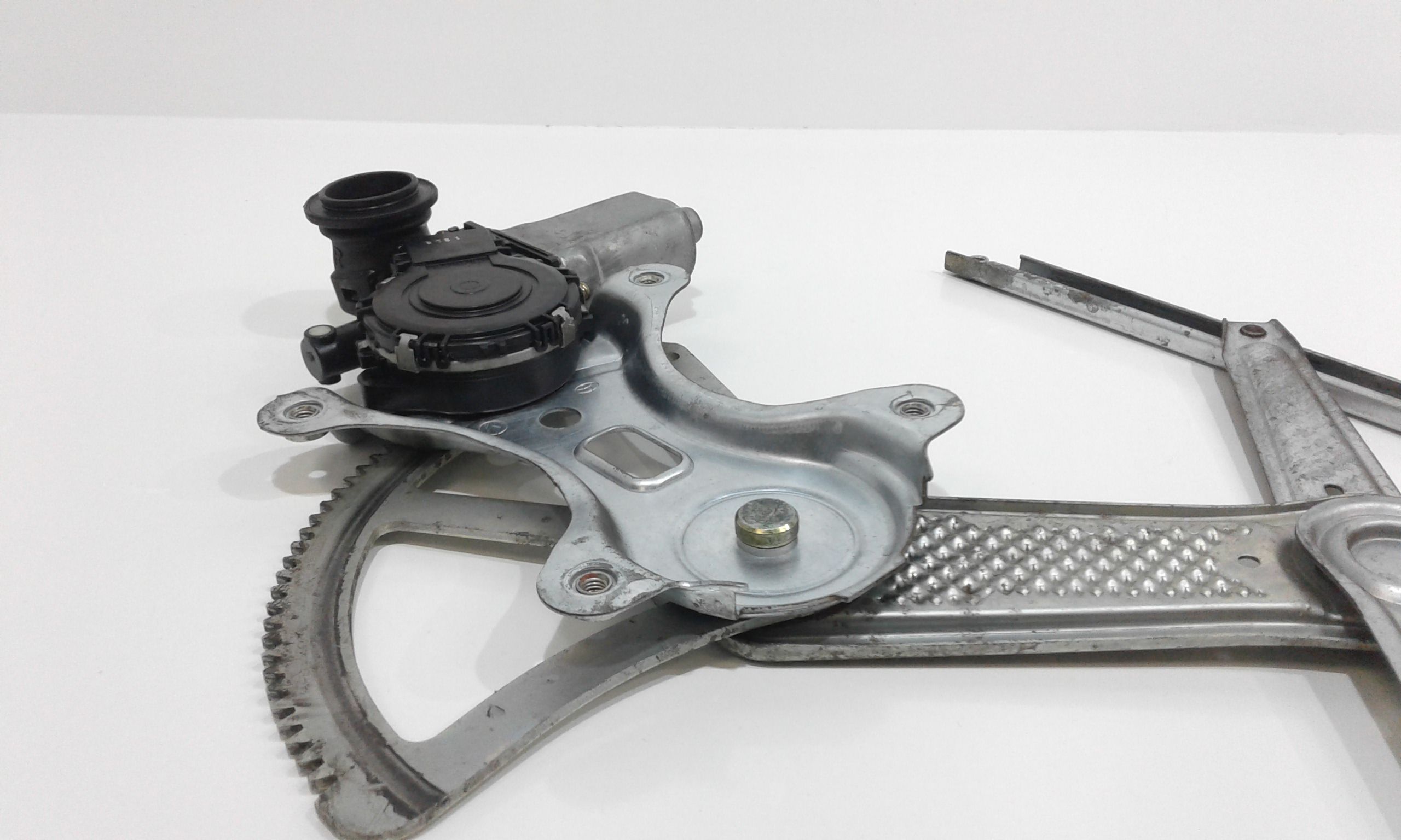 Cremagliera anteriore destra passeggero TOYOTA Corolla Berlina 2 Serie