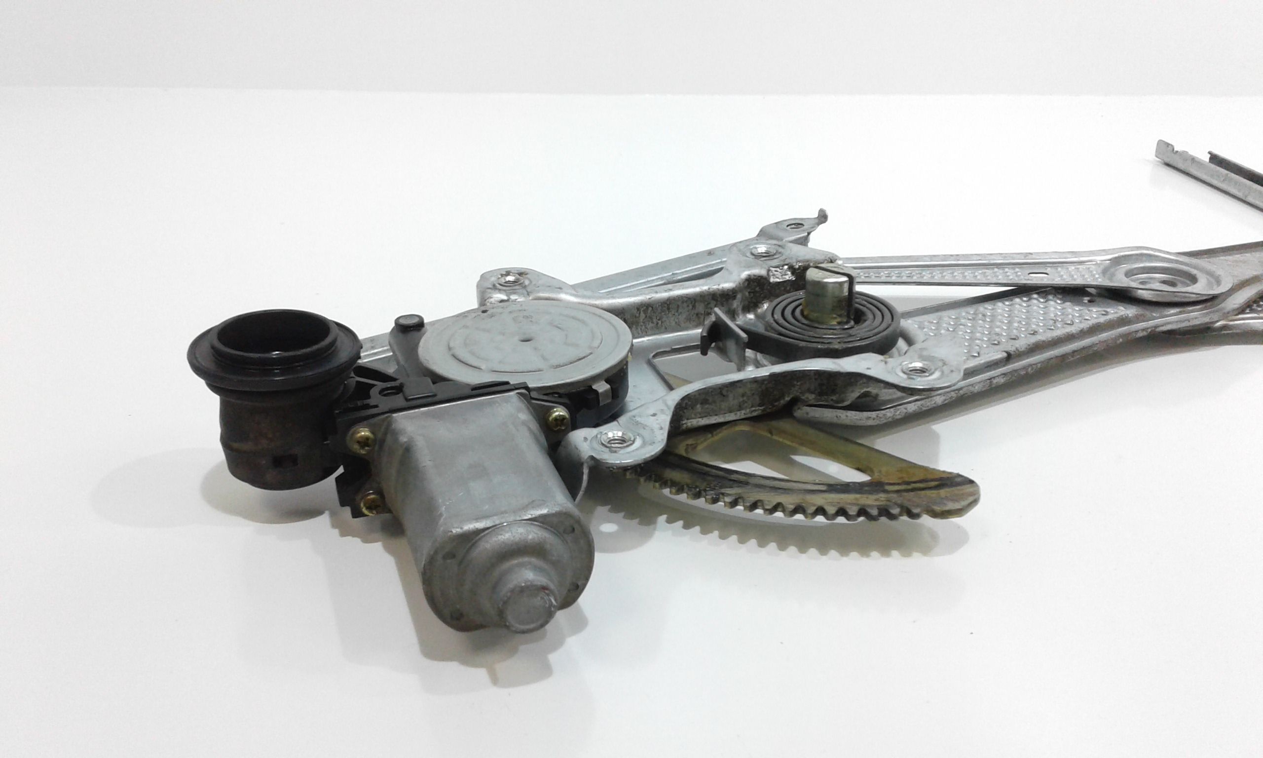 Cremagliera anteriore destra passeggero TOYOTA Yaris 1 Serie