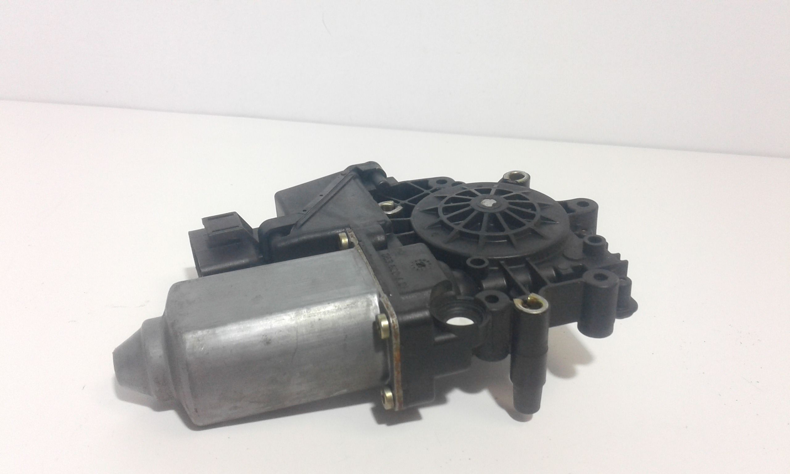 Motorino Alzavetro anteriore destra AUDI A4 Berlina 1 Serie