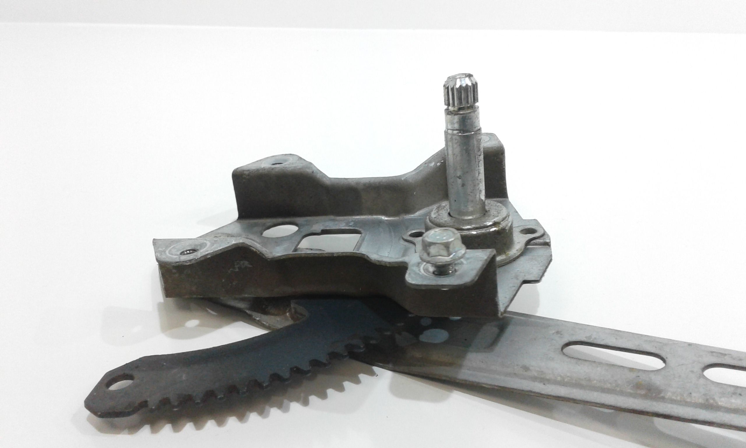 Cremagliera posteriore sinistro guida HYUNDAI Getz 1 Serie