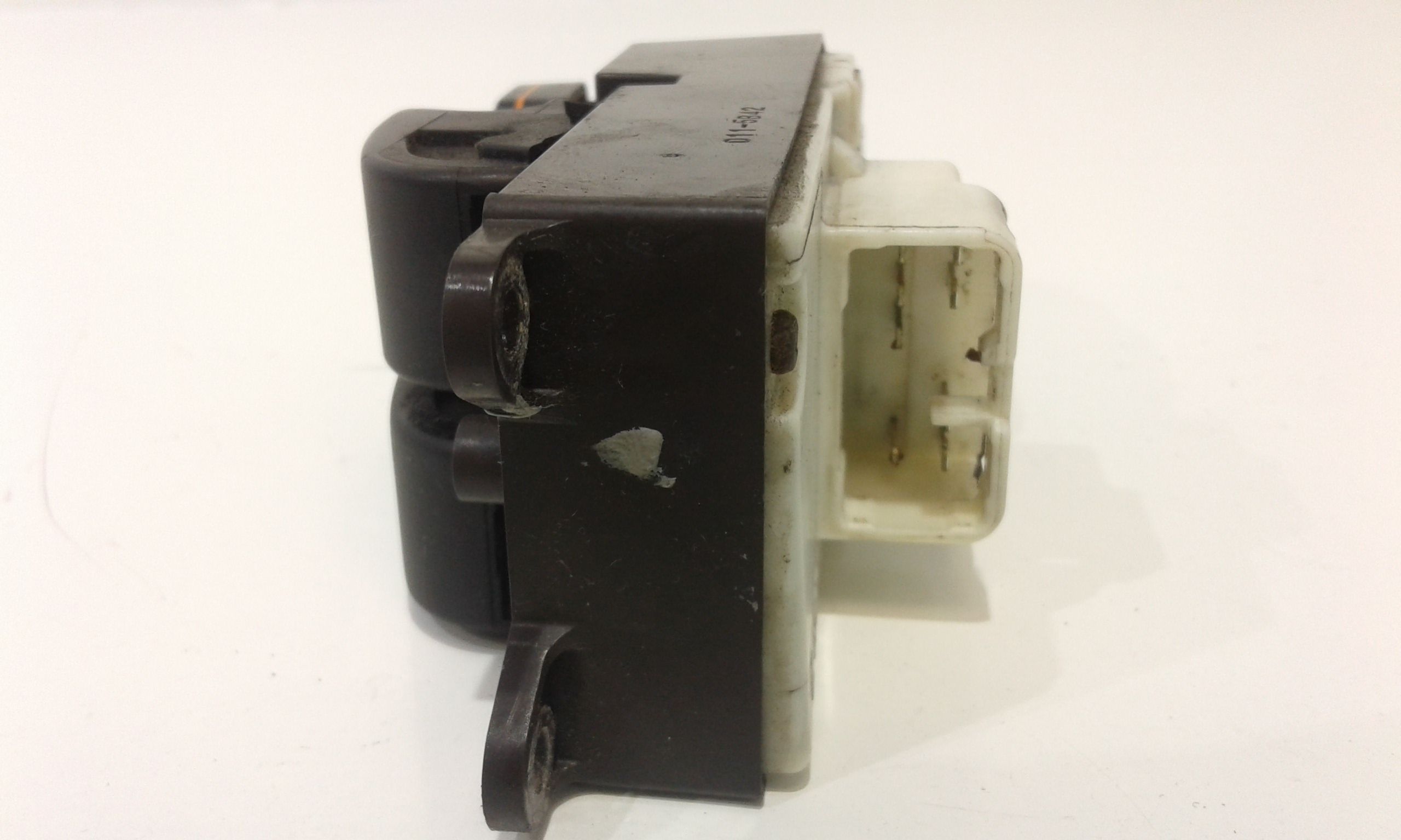 Pulsantiera Anteriore Sinistra Guida TOYOTA Yaris 1 Serie