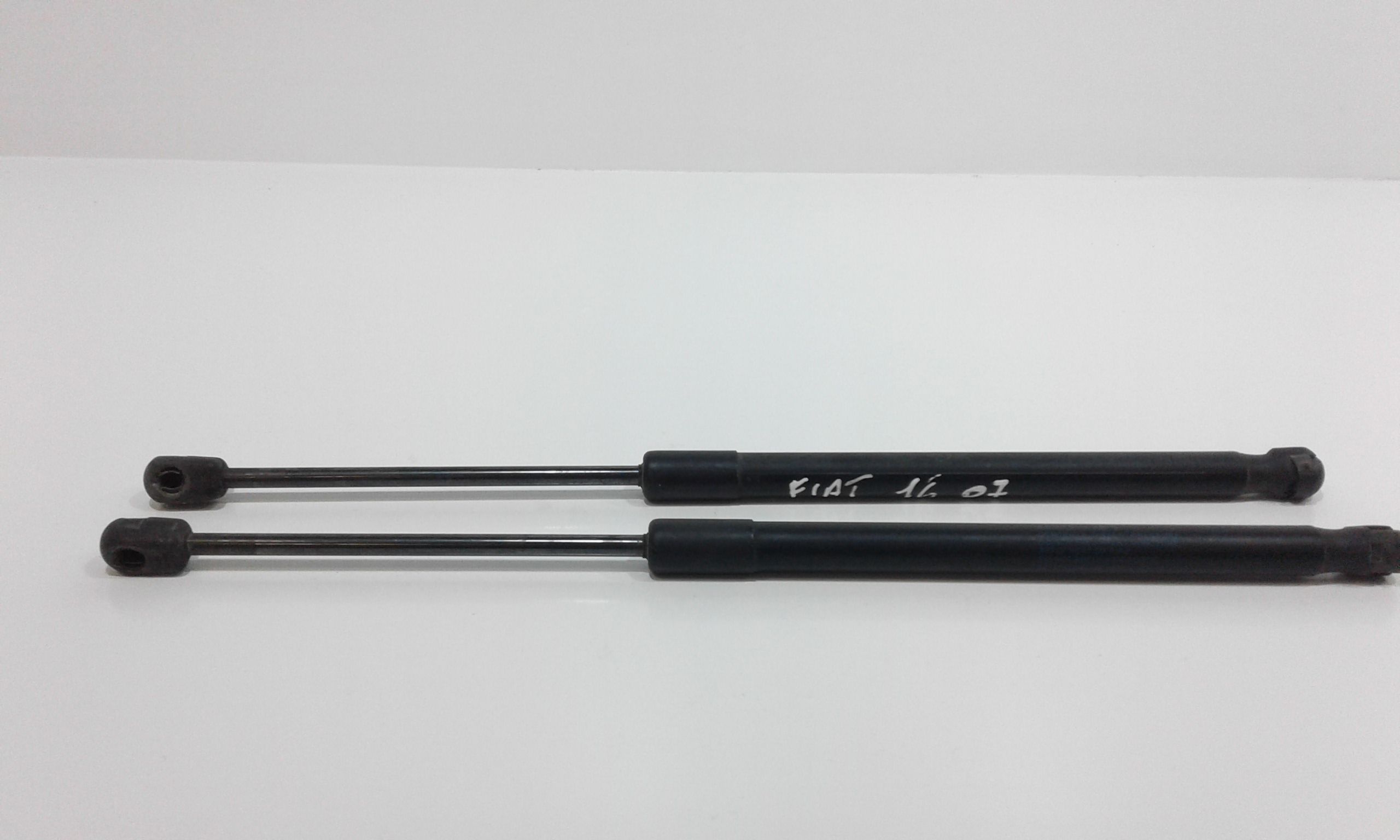 Pistoncini cofano Post. FIAT Sedici 1 Serie