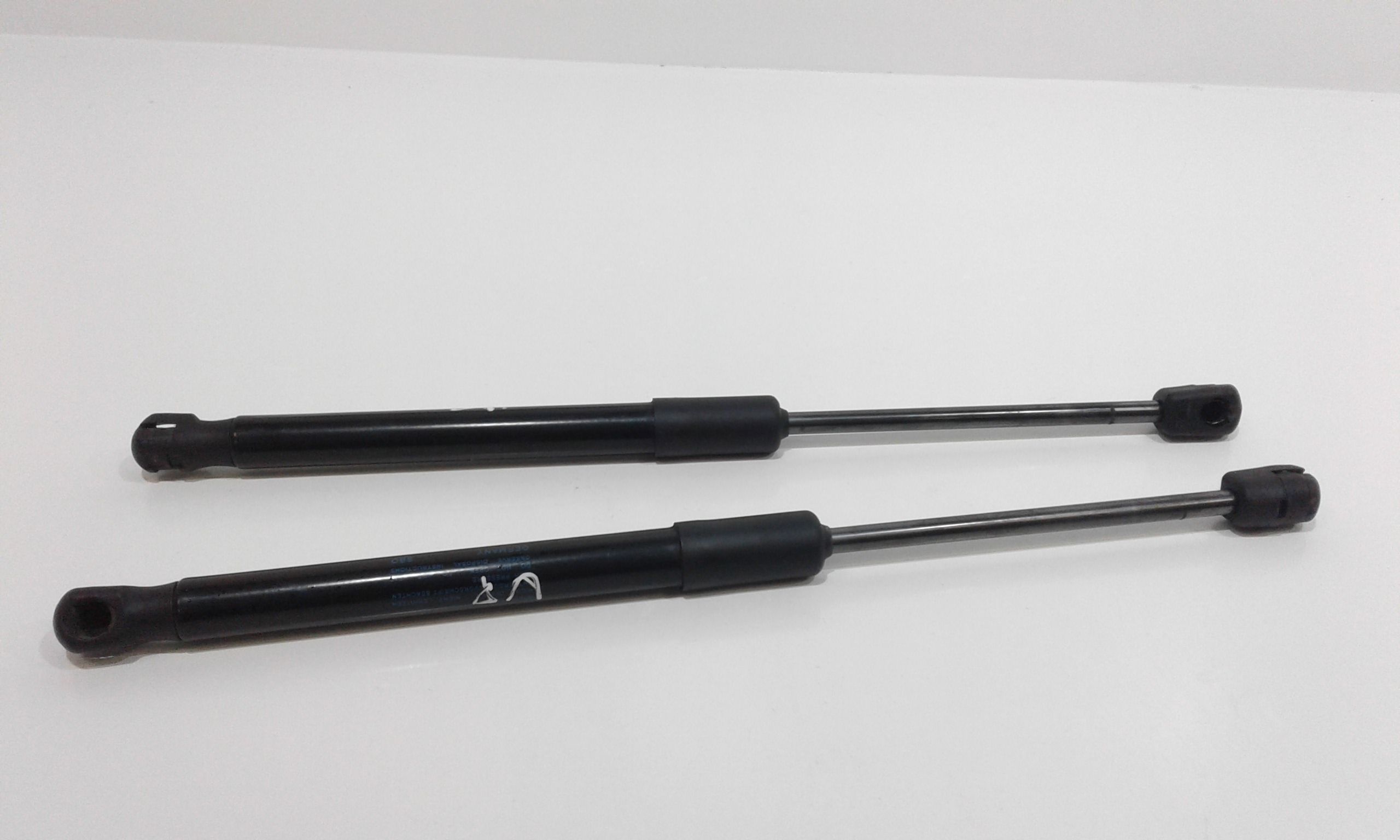 Pistoncini cofano Post. VOLKSWAGEN Up 1 Serie