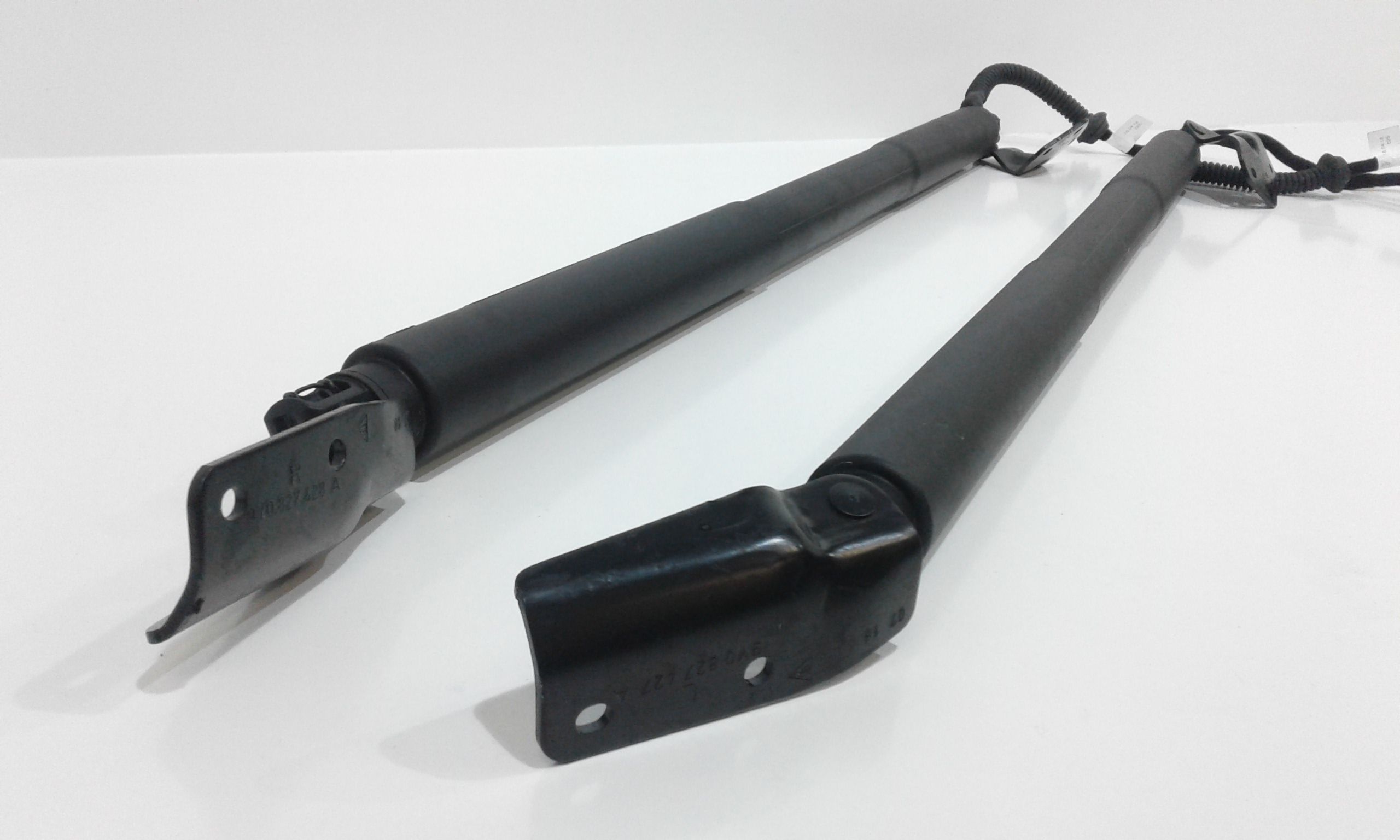 Pistoncini cofano Post. PORSCHE Cayenne S