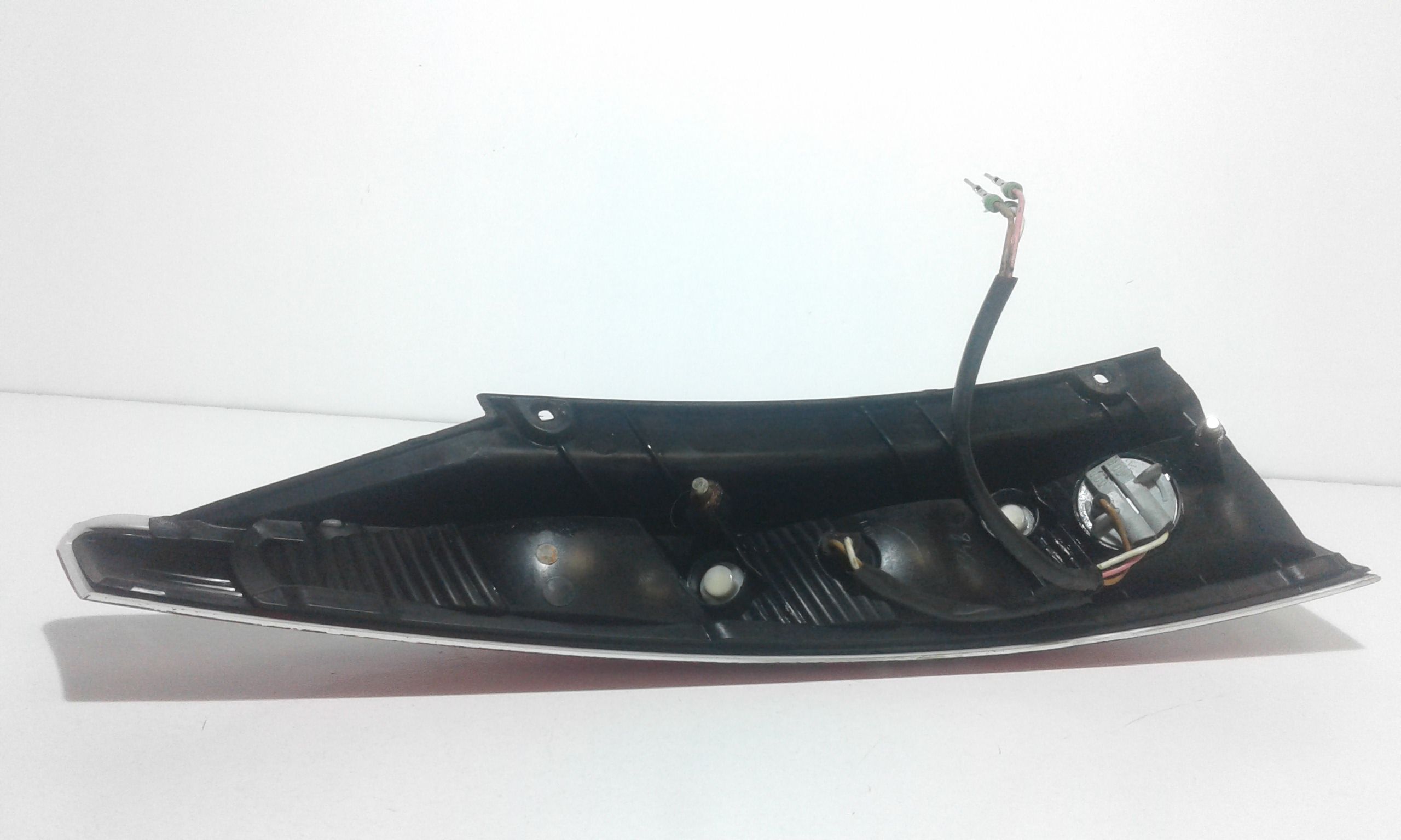 Stop fanale posteriore Destro Passeggero TATA Indigo SW