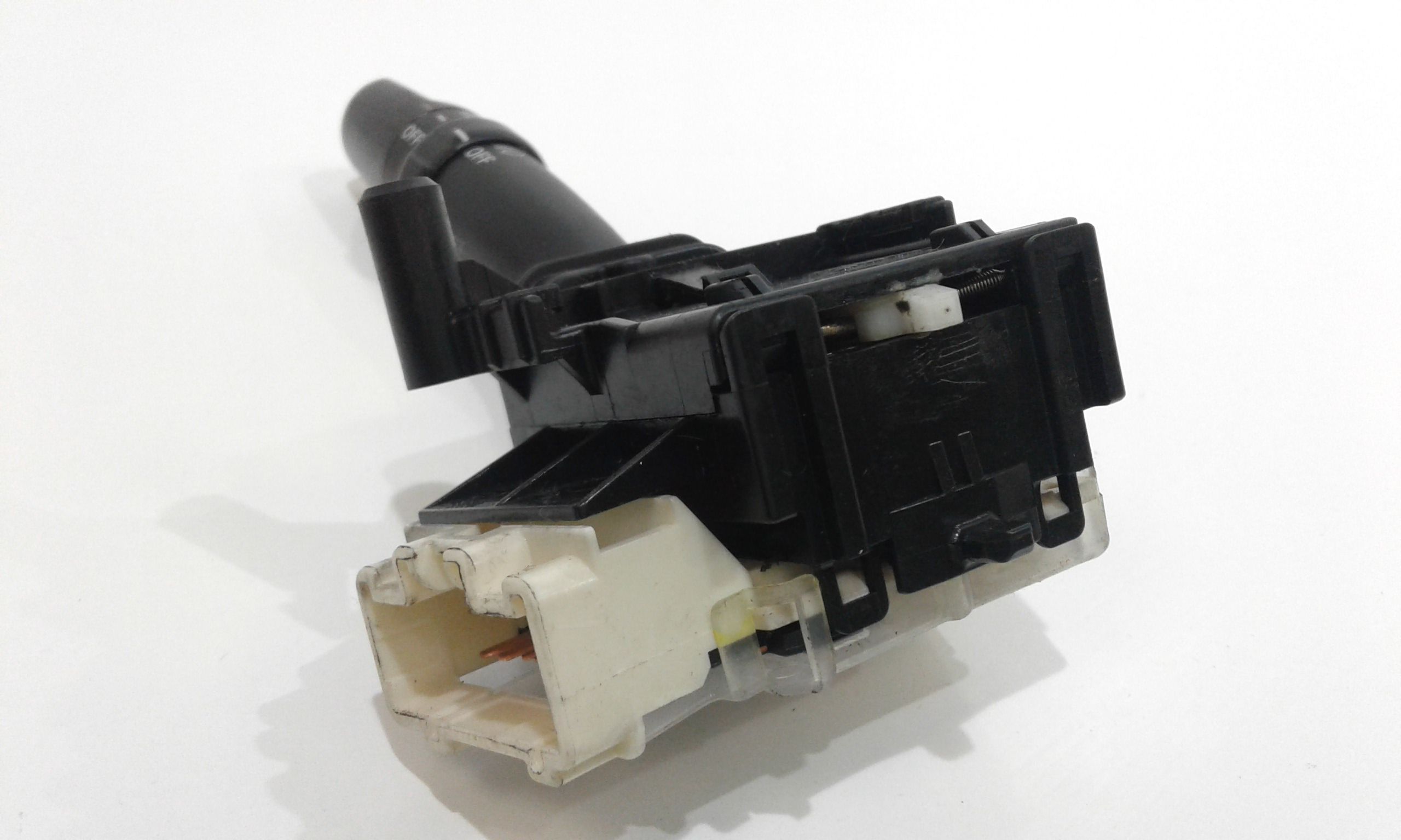 Devioluci TOYOTA Avensis Berlina 2 Serie