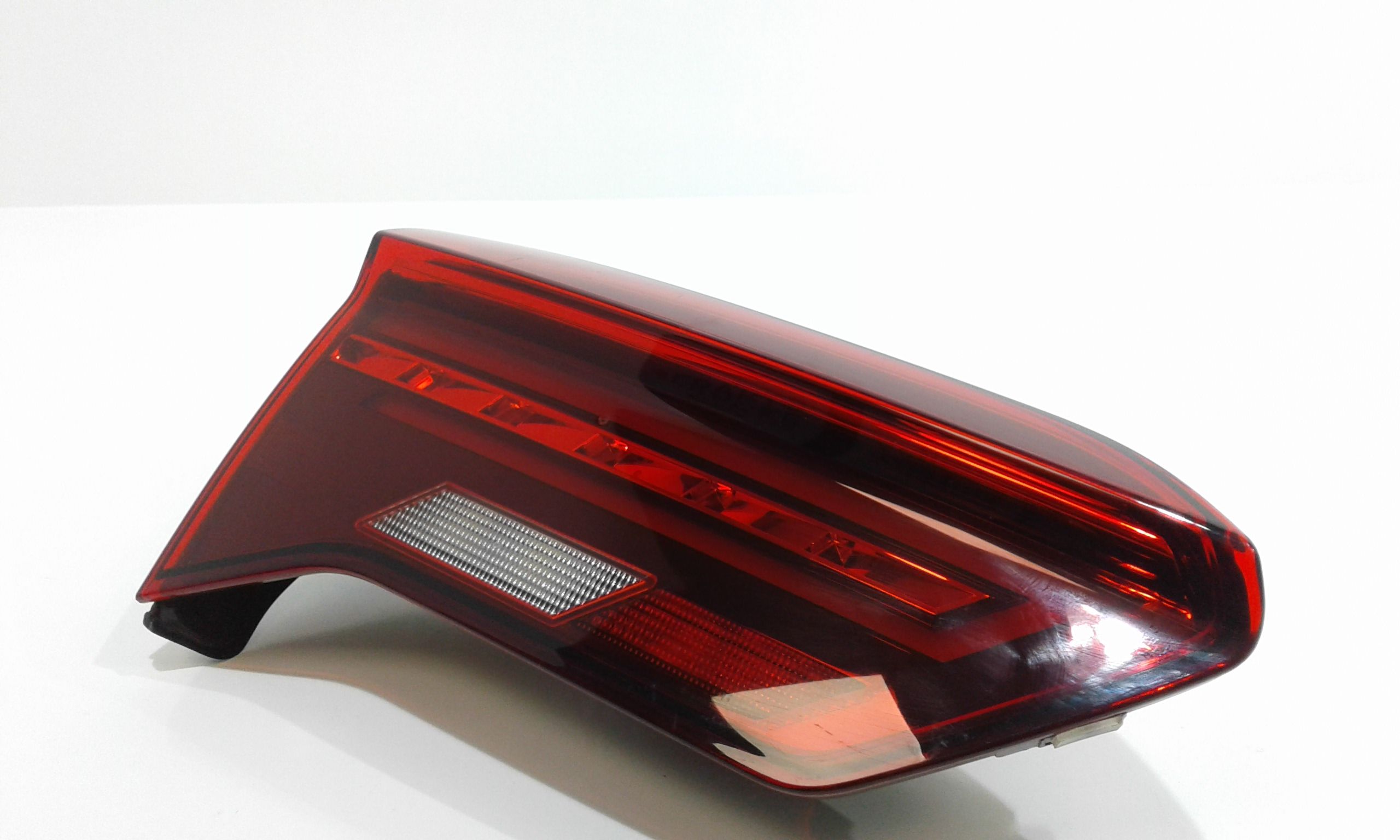 Stop Posteriore Sinistro Integrato nel Portello VOLKSWAGEN T-Roc Serie