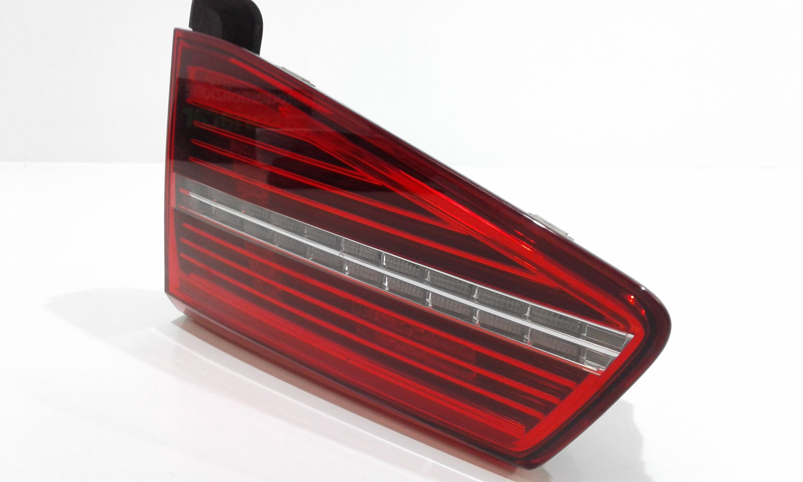Stop Posteriore Destro Integrato nel Portello VOLKSWAGEN Passat Variant 5 Serie