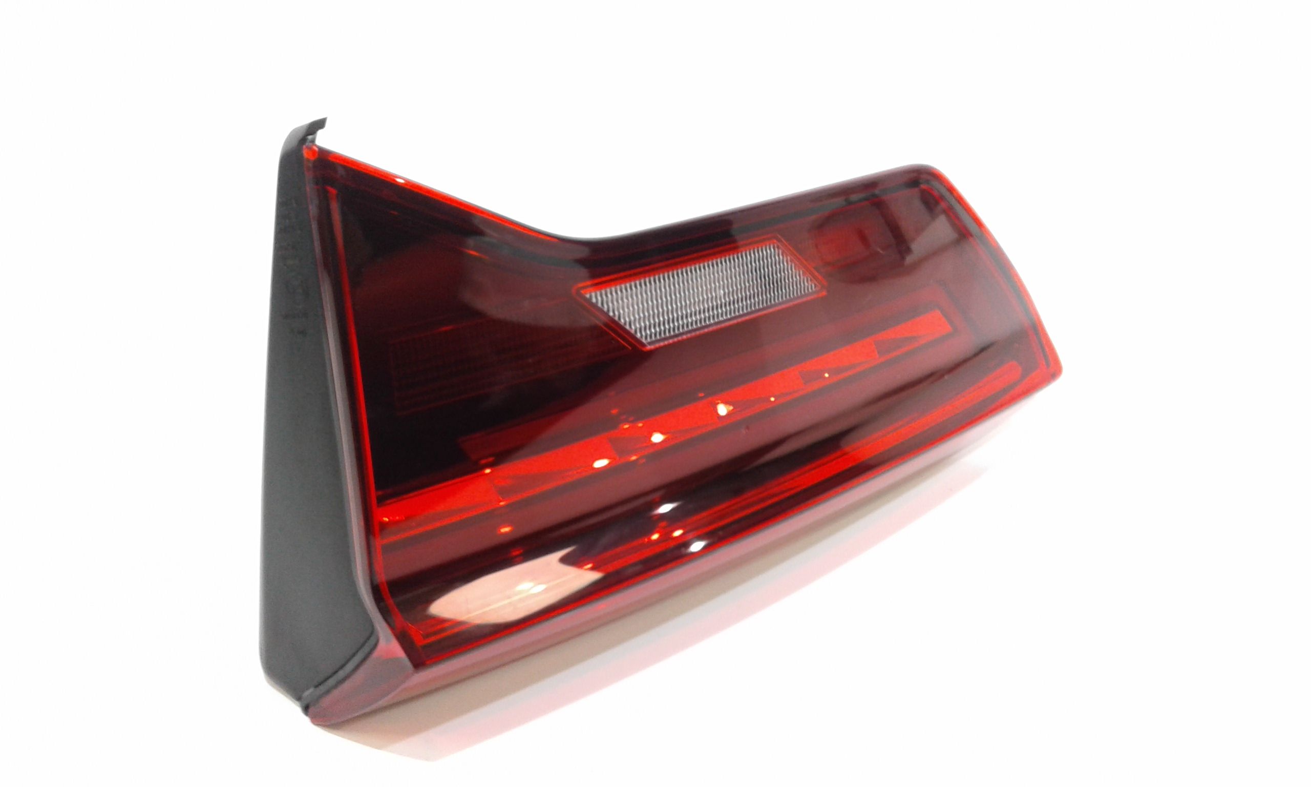 Stop Posteriore Destro Integrato nel Portello VOLKSWAGEN T-Roc Serie