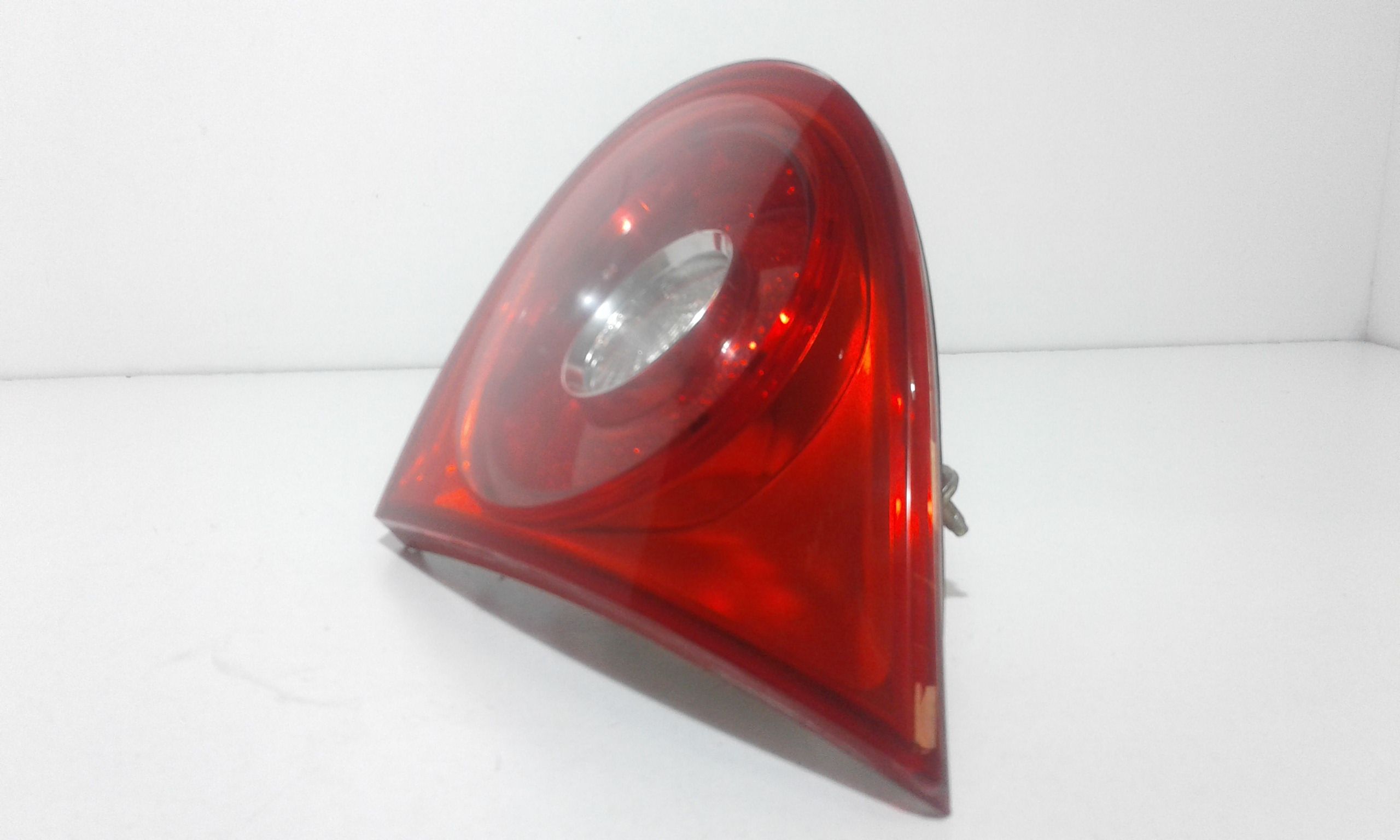 Stop Posteriore Destro Integrato nel Portello VOLKSWAGEN Golf 5 Berlina