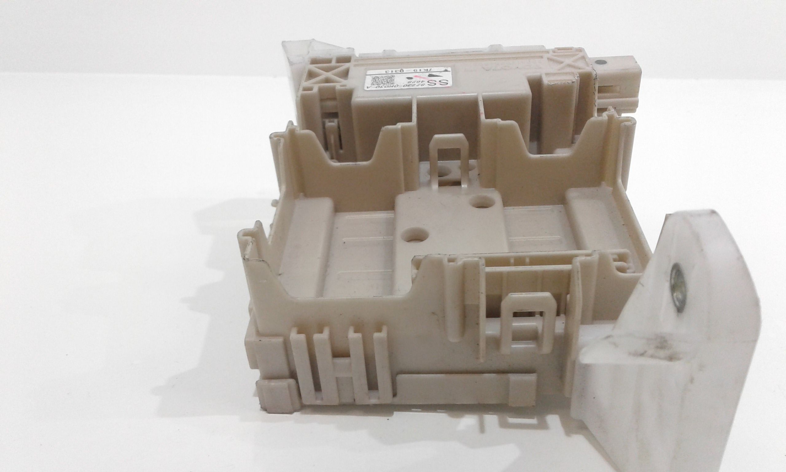 Centralina porta fusibili PEUGEOT 108 1  Serie