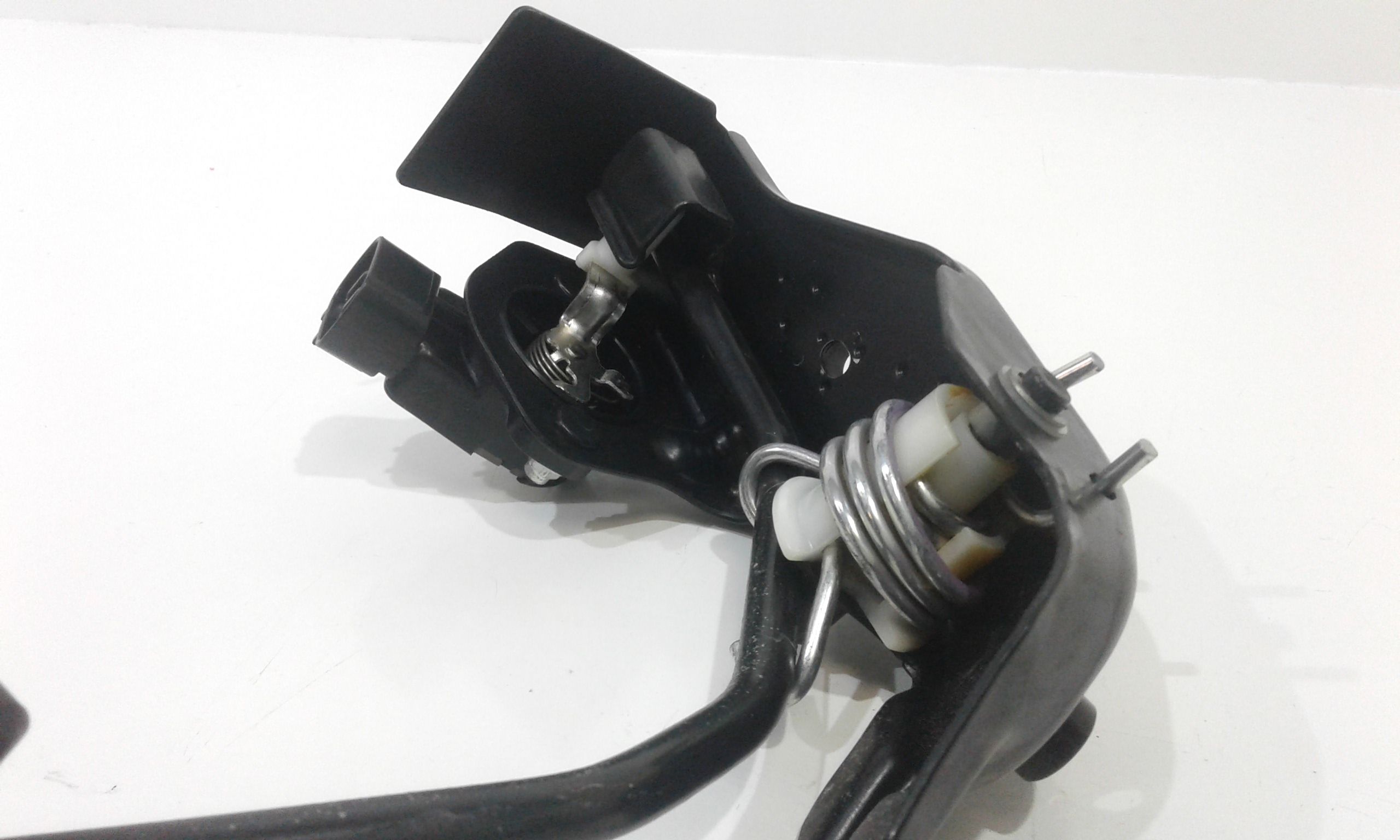 Pedale acceleratore TOYOTA Avensis S. Wagon 2 Serie