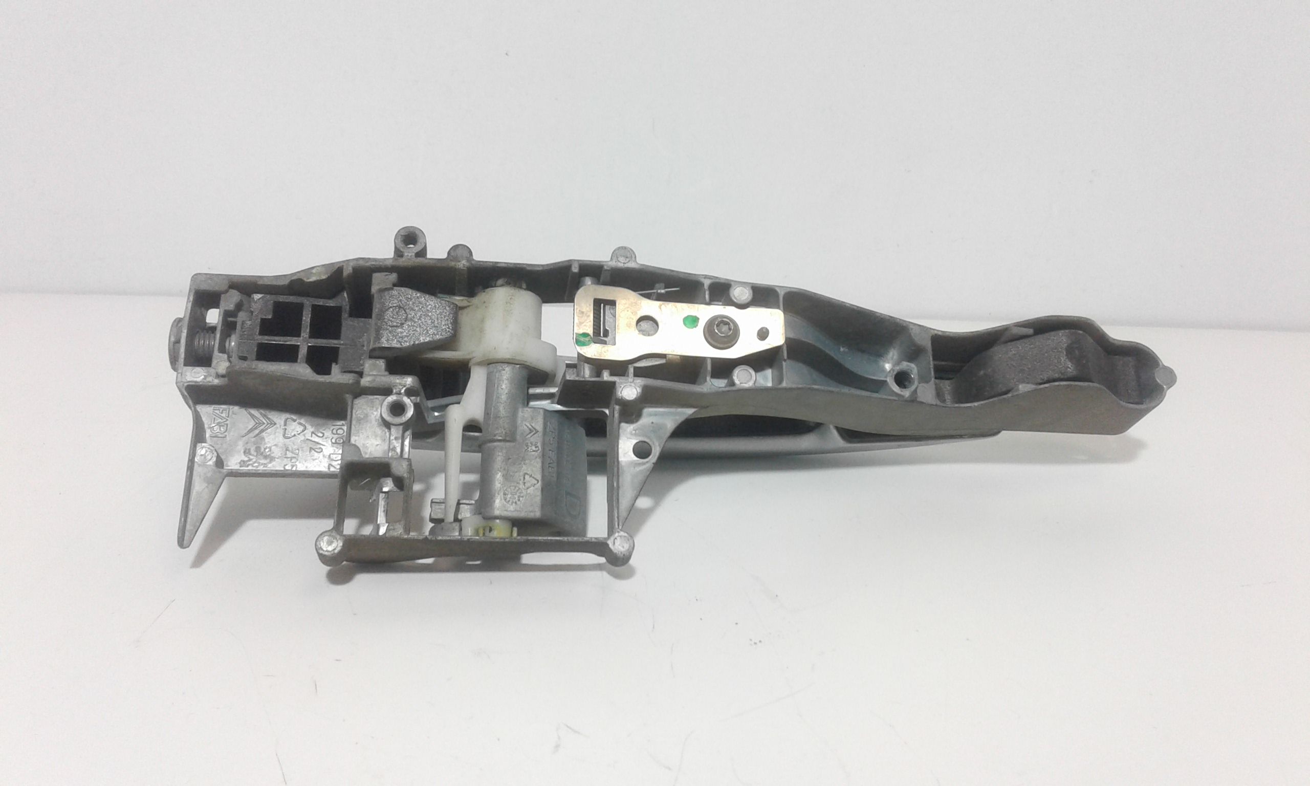 Maniglia esterna Anteriore Destra PEUGEOT 207 1 Serie