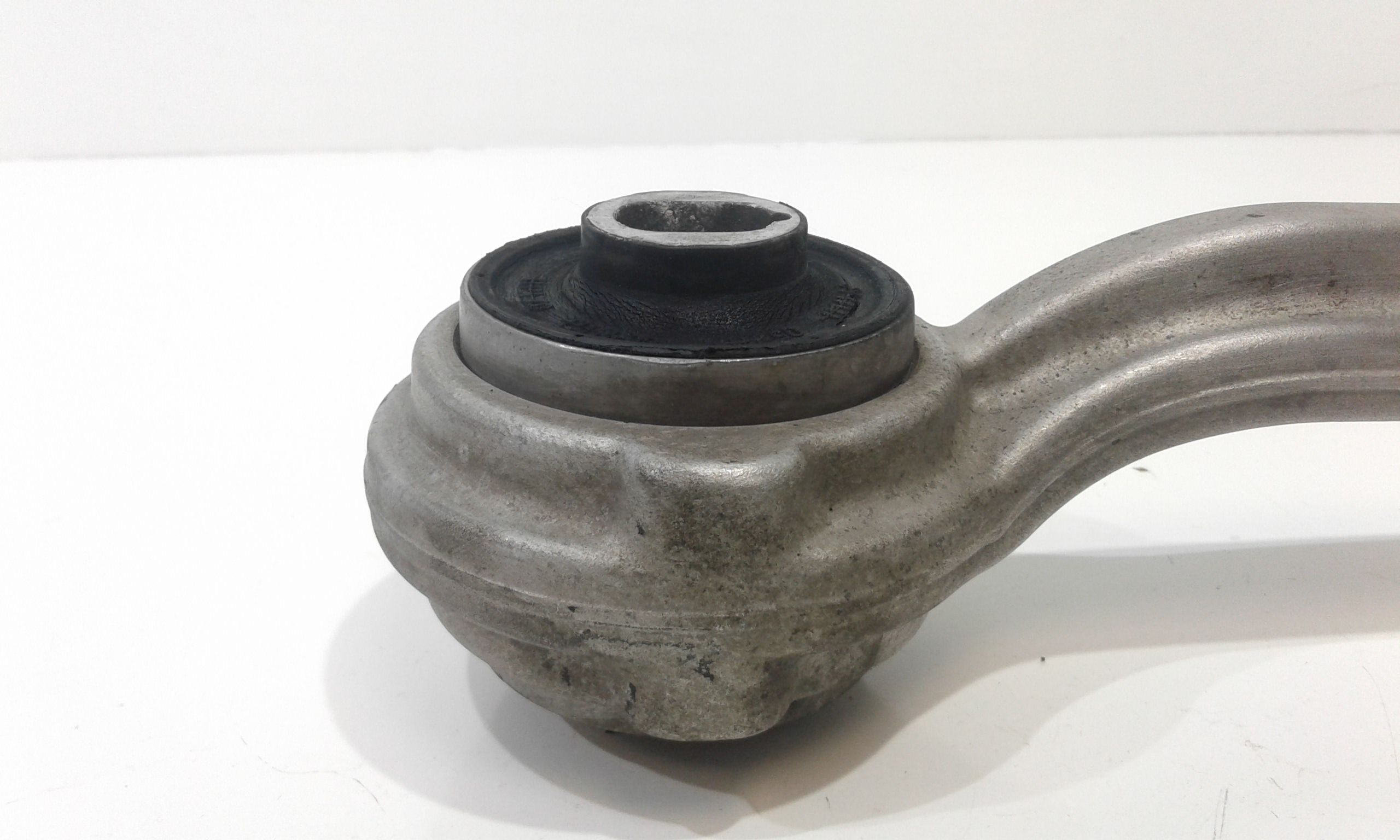 Braccio Oscillante anteriore Sinistro MERCEDES Classe C Berlina W204