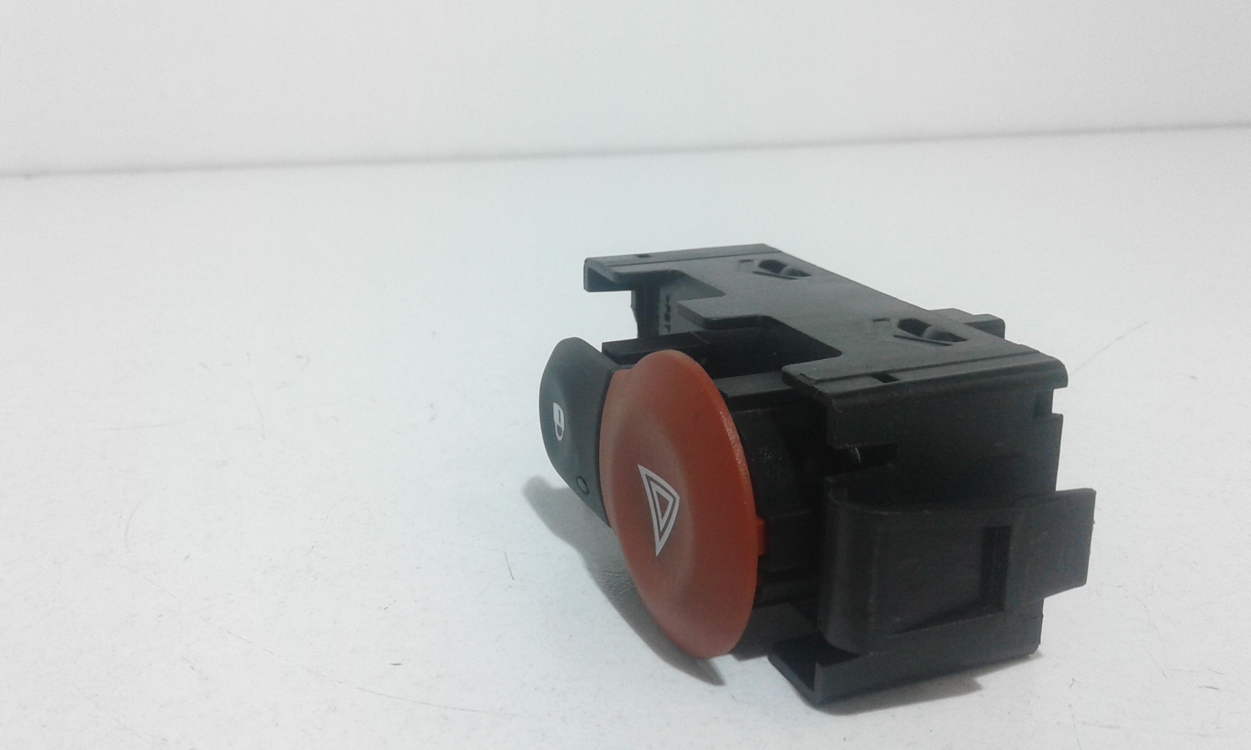 Pulsante luci di emergenza RENAULT Twingo GT Serie