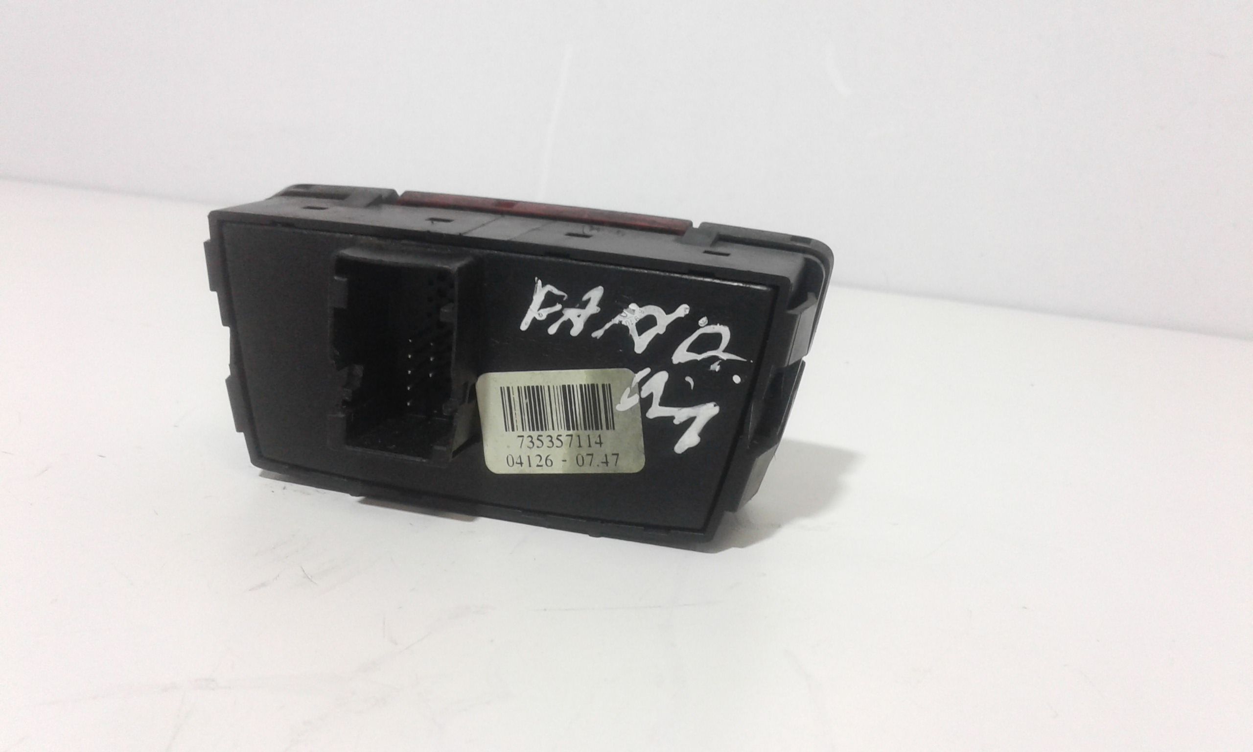 Pulsante luci di emergenza FIAT Panda 2 Serie