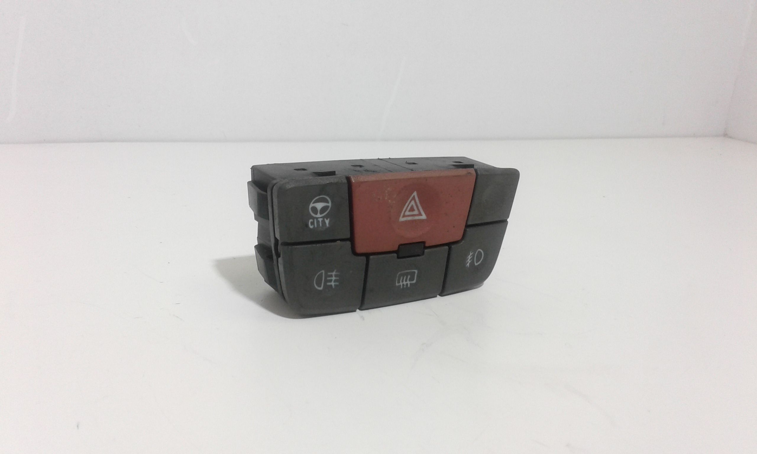 Pulsante luci di emergenza FIAT Panda 2 Serie